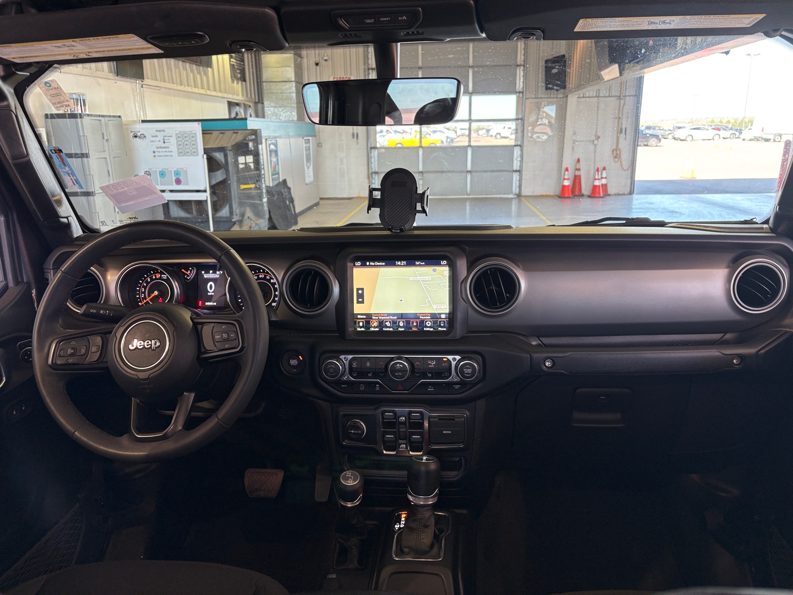 Thumbnail: 2023 Jeep Gladiator - 3