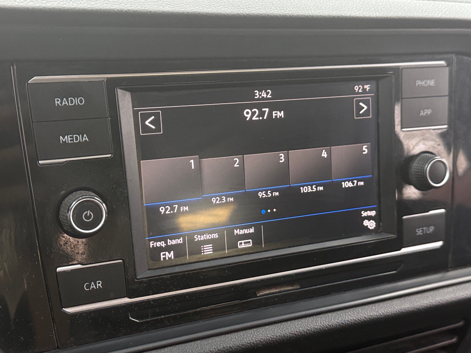 Thumbnail: 2019 Volkswagen Jetta - 4
