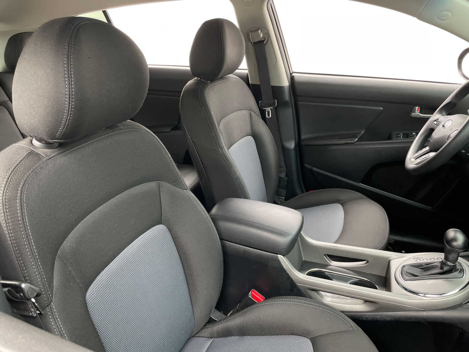 Thumbnail: 2016 Kia Sportage - 2