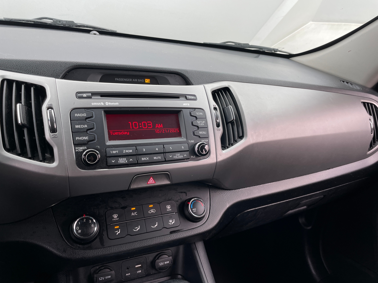 Thumbnail: 2016 Kia Sportage - 4