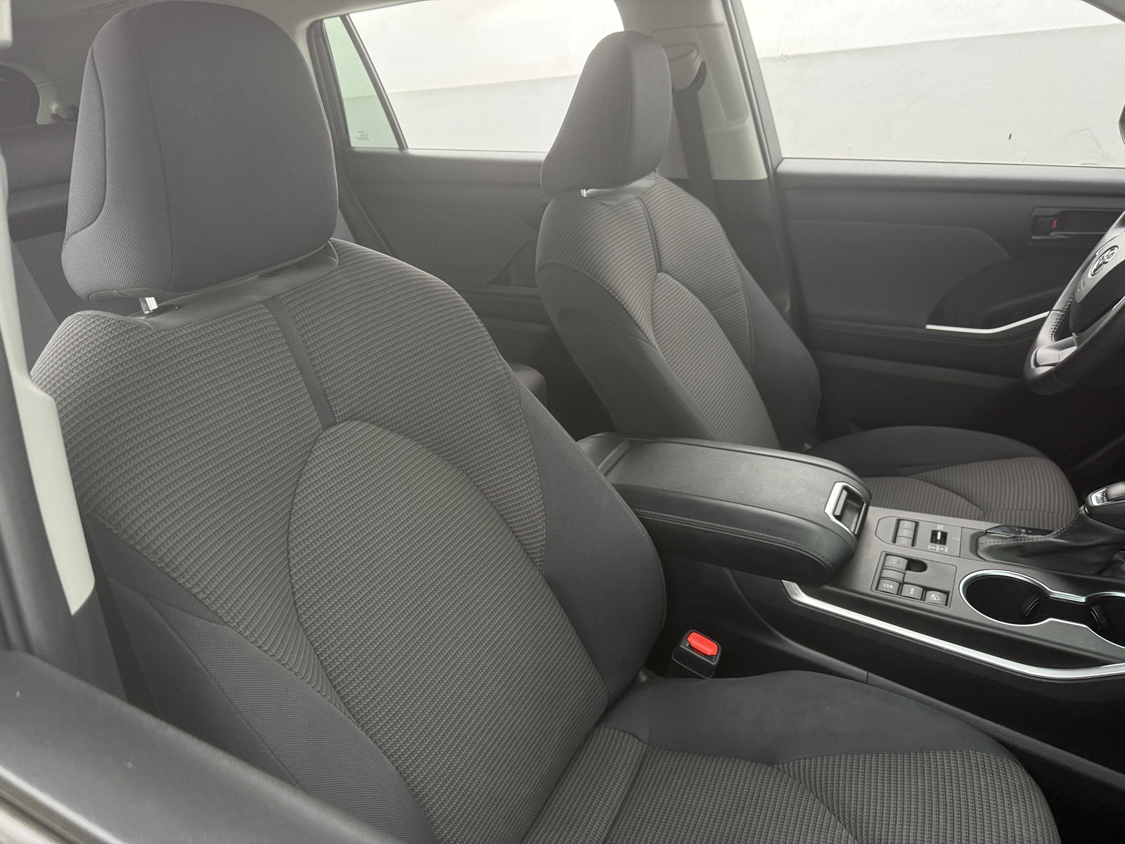 Thumbnail: 2024 Toyota Highlander - 2