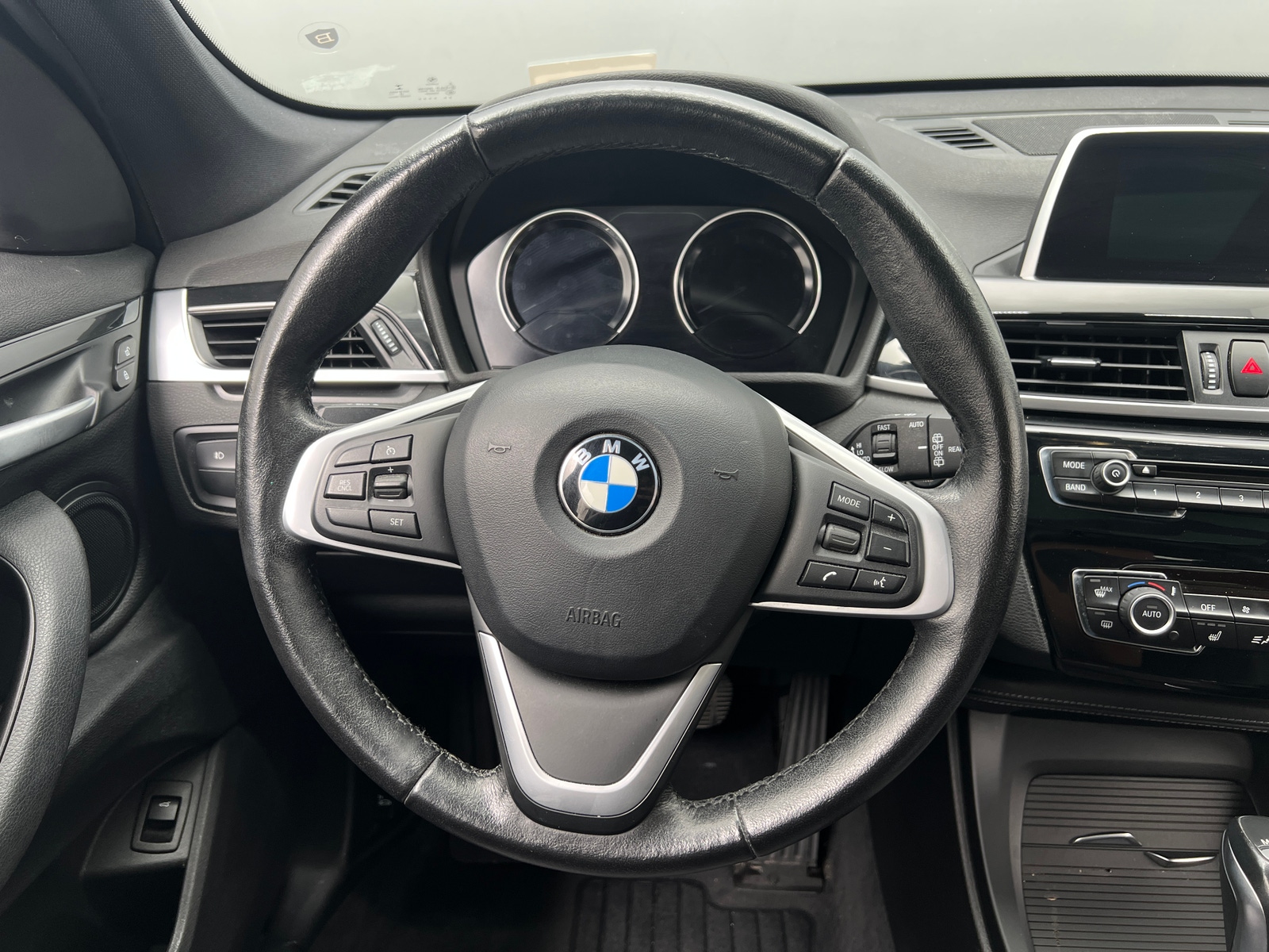 Thumbnail: 2018 BMW X1 - 4