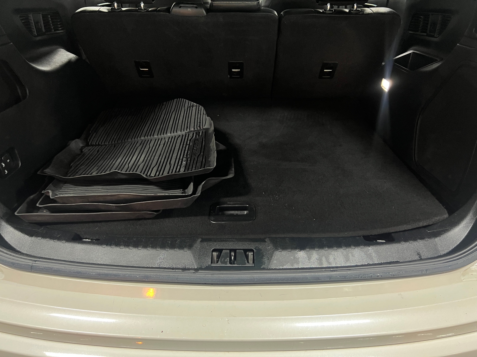 Thumbnail: 2020 Ford Edge - 7