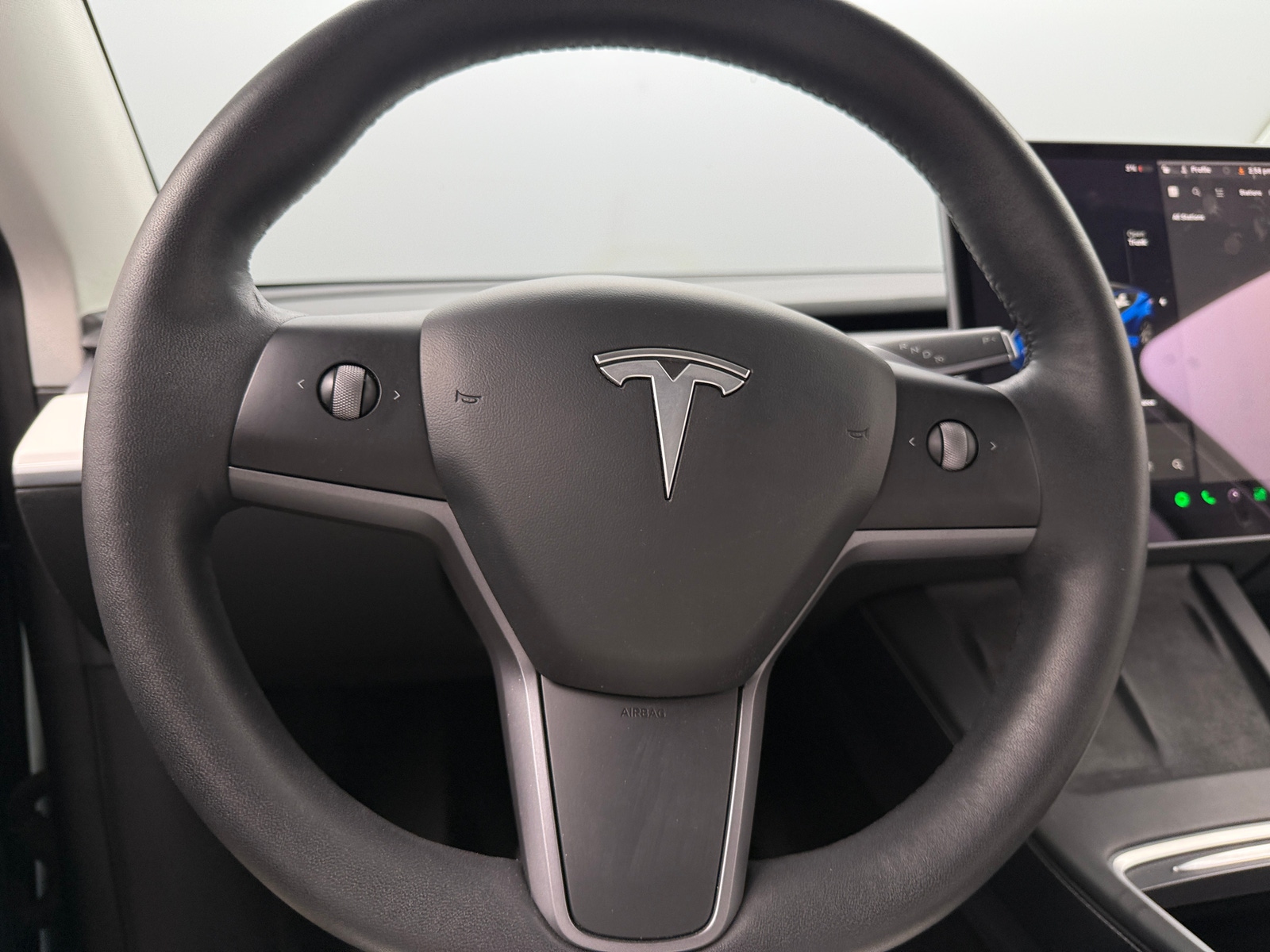 Thumbnail: 2021 Tesla Model Y - 4