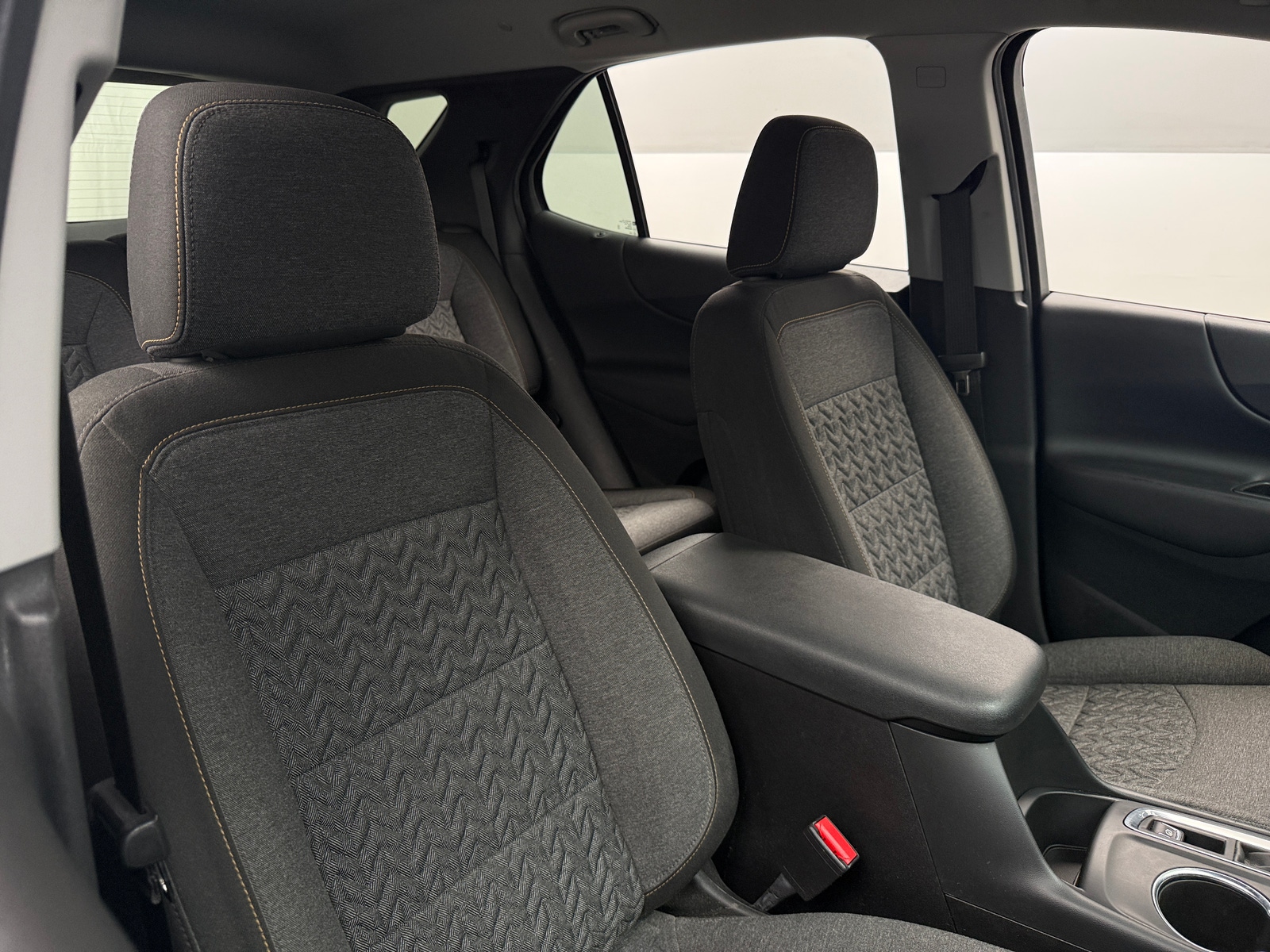 Thumbnail: 2022 Chevrolet Equinox - 2