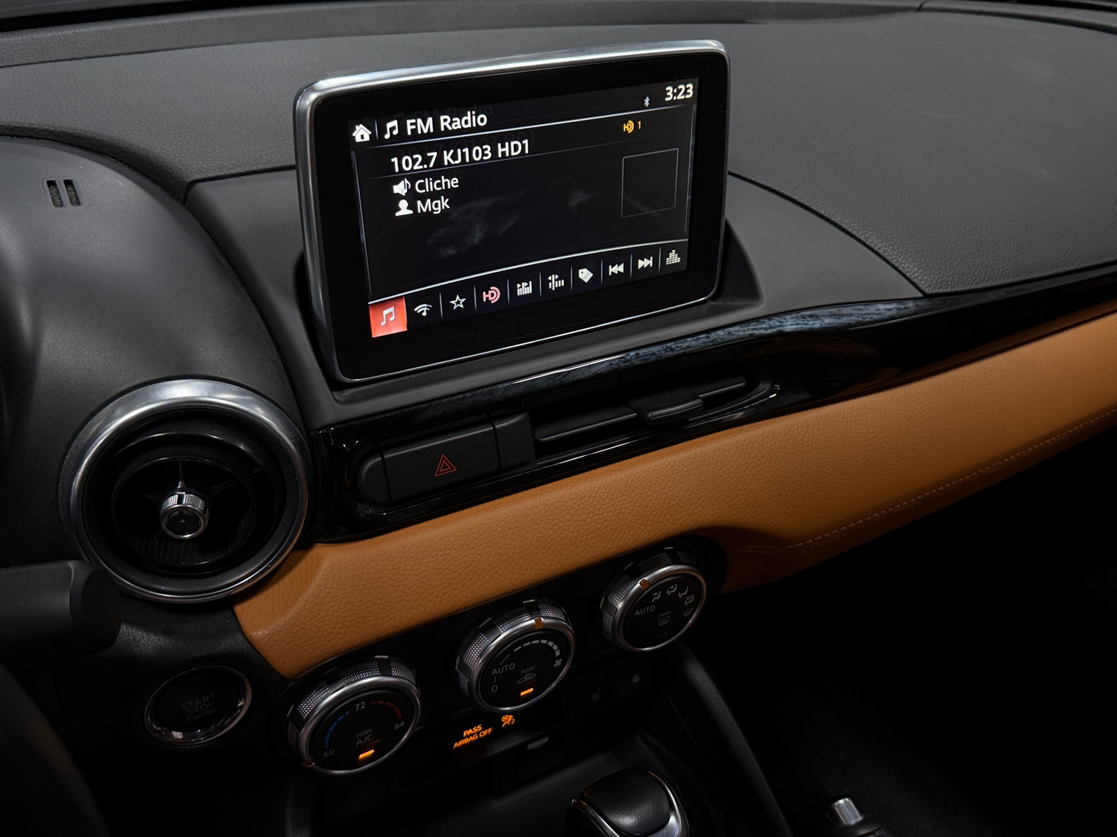 Thumbnail: 2019 Fiat 124 Spider - 3