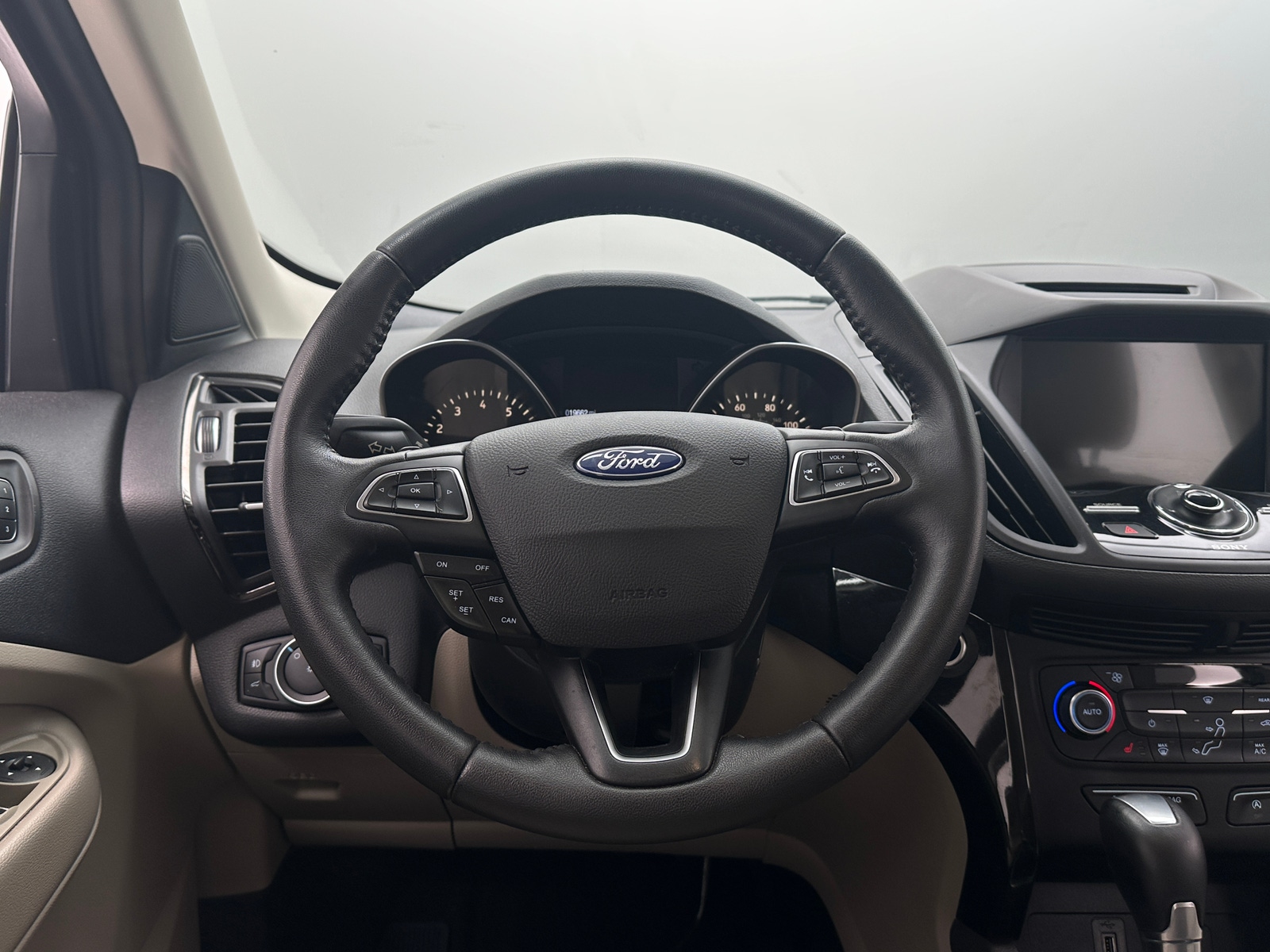 Thumbnail: 2017 Ford Escape - 4