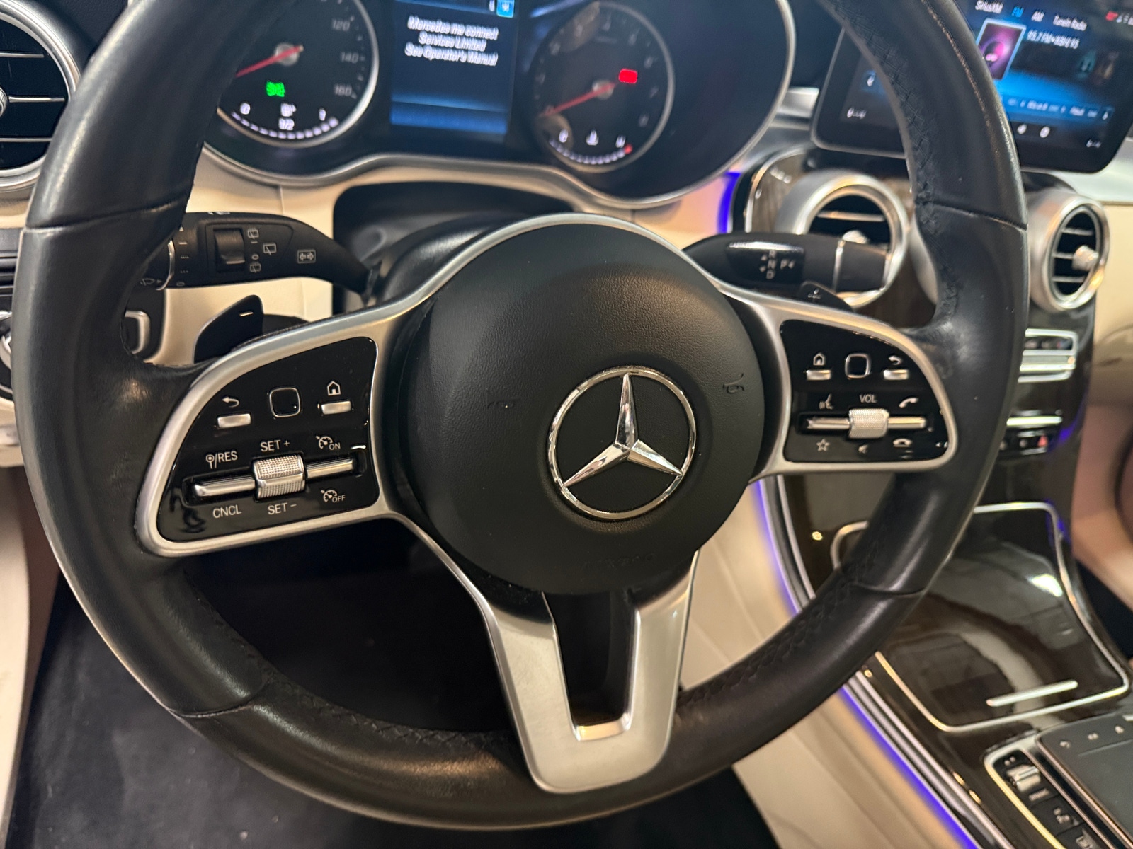 Thumbnail: 2022 Mercedes-Benz GLC - 4