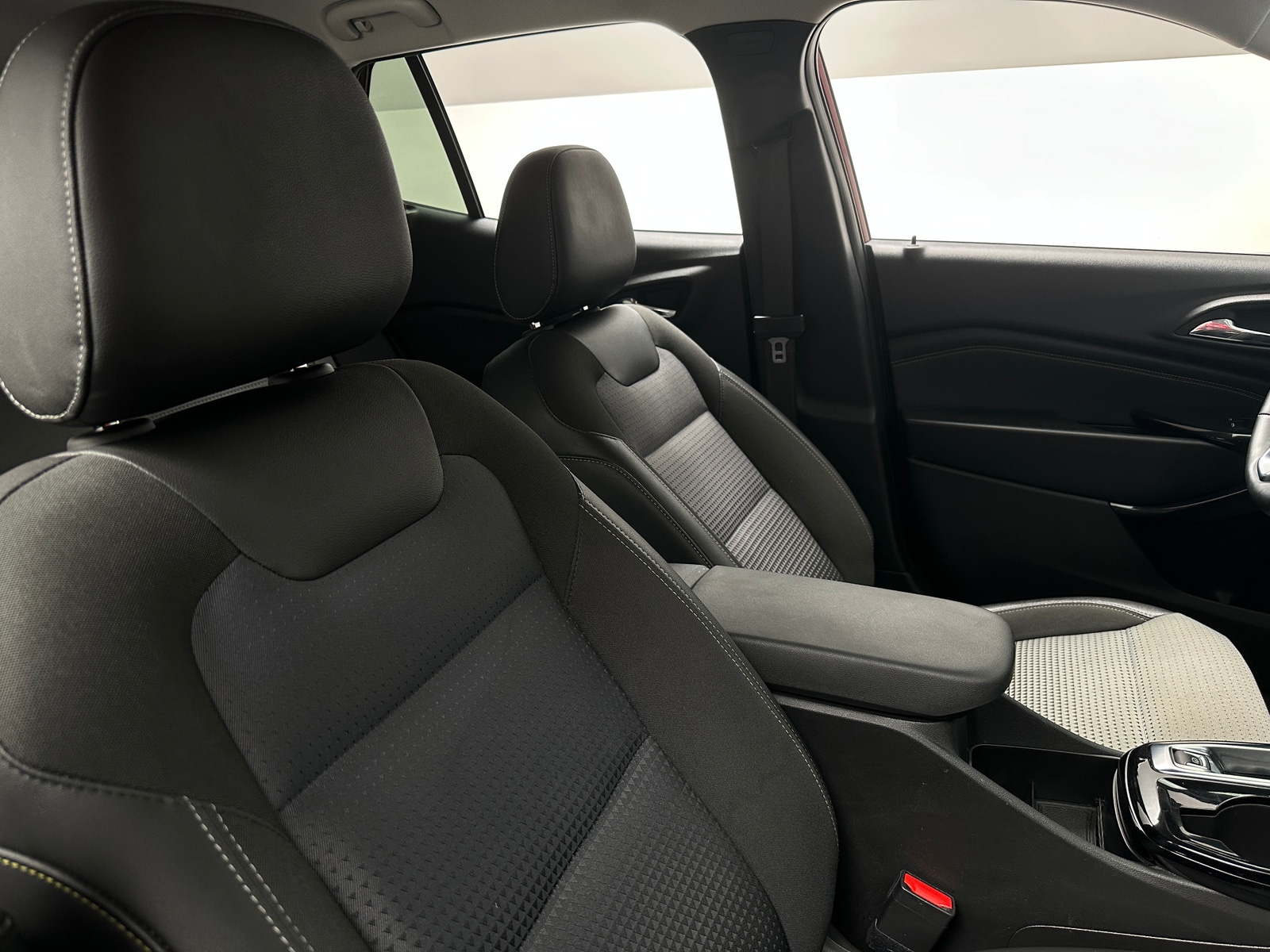 Thumbnail: 2024 Chevrolet Trax - 2