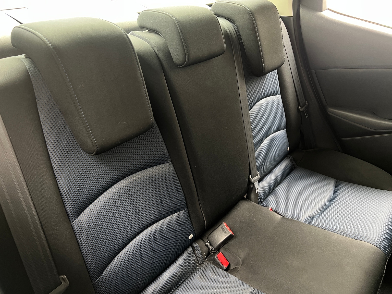 Thumbnail: 2017 Toyota Yaris iA - 6