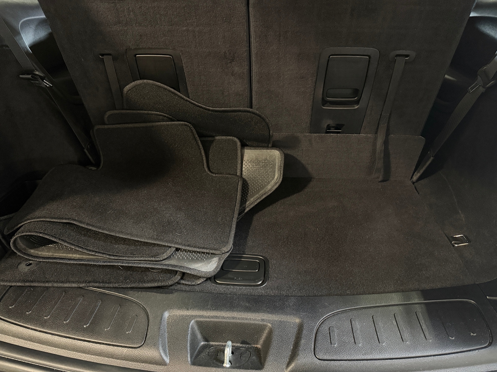 Thumbnail: 2021 Dodge Durango - 6