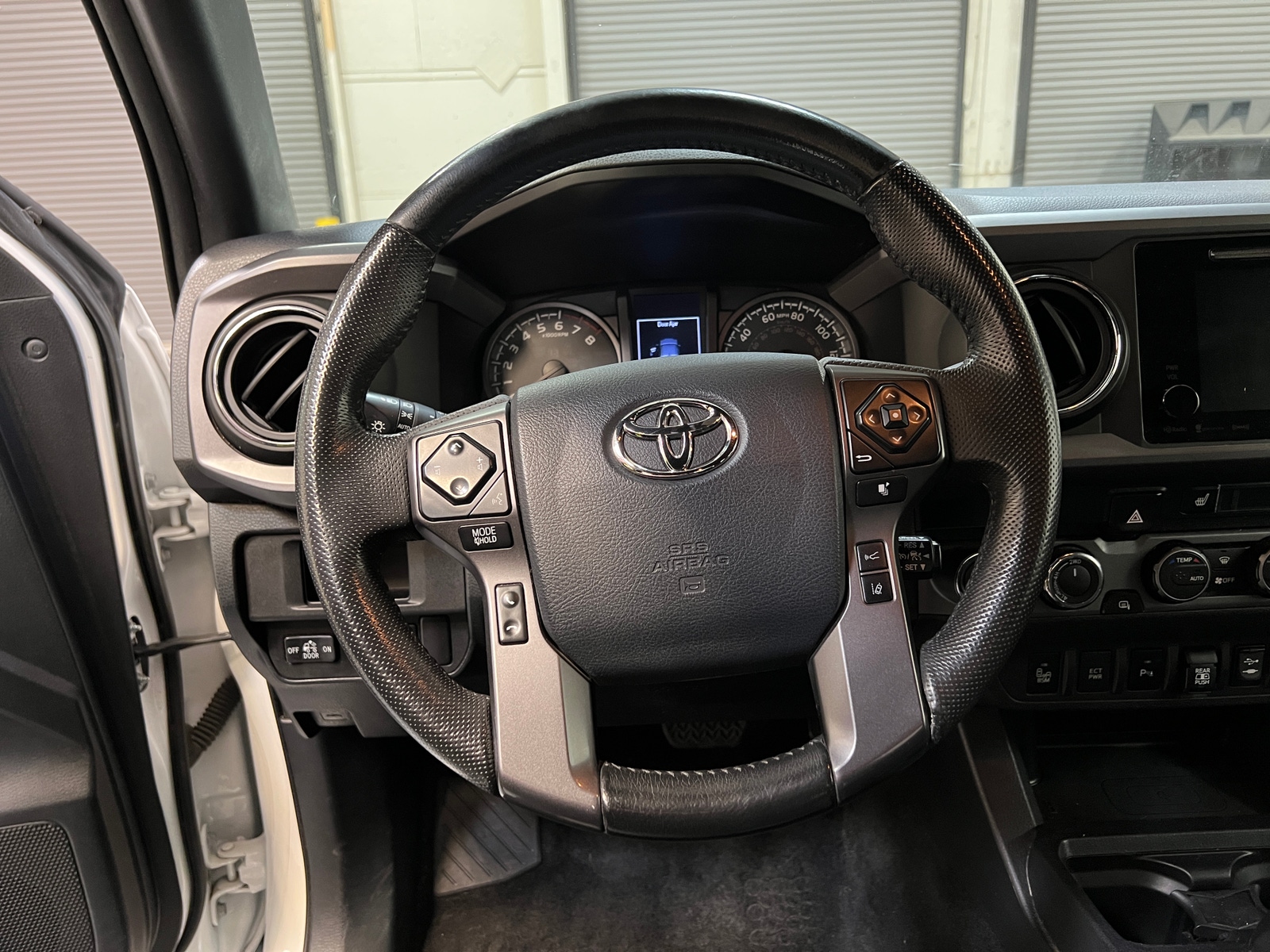 Thumbnail: 2019 Toyota Tacoma - 4