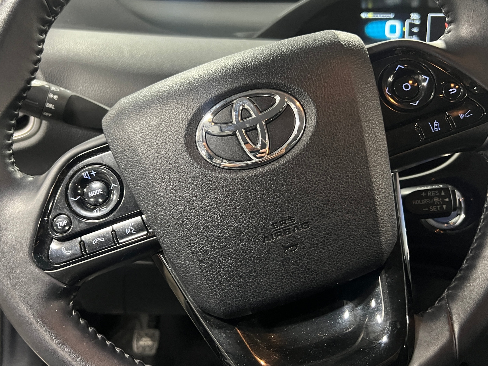 Thumbnail: 2020 Toyota Prius Prime - 5