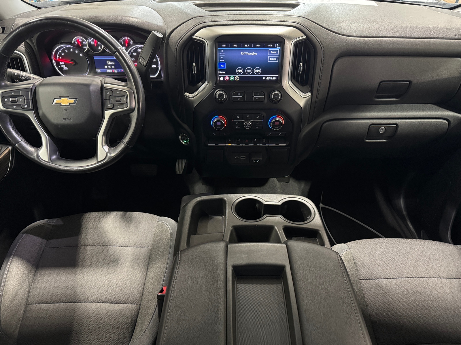 Thumbnail: 2019 Chevrolet Silverado 1500 - 3
