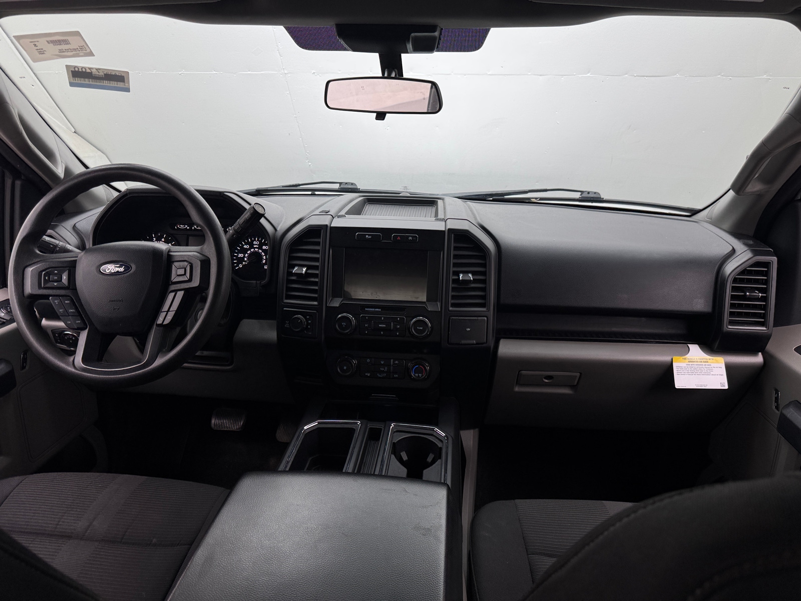 Thumbnail: 2020 Ford Econoline - 3