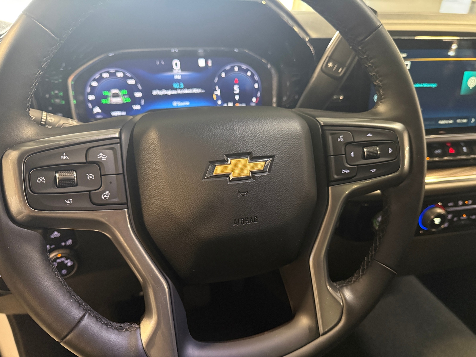 Thumbnail: 2023 Chevrolet Silverado 1500 - 5