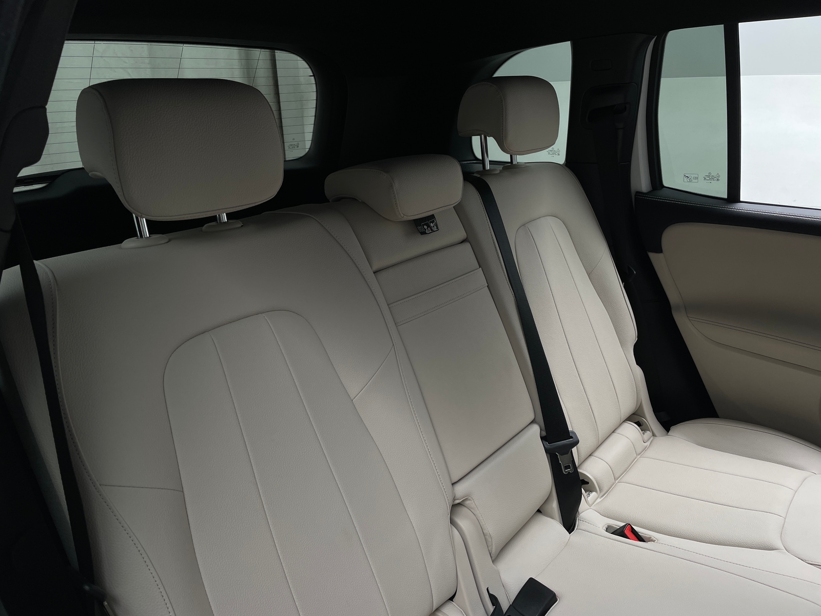 Thumbnail: 2025 Mercedes-Benz GLB - 5