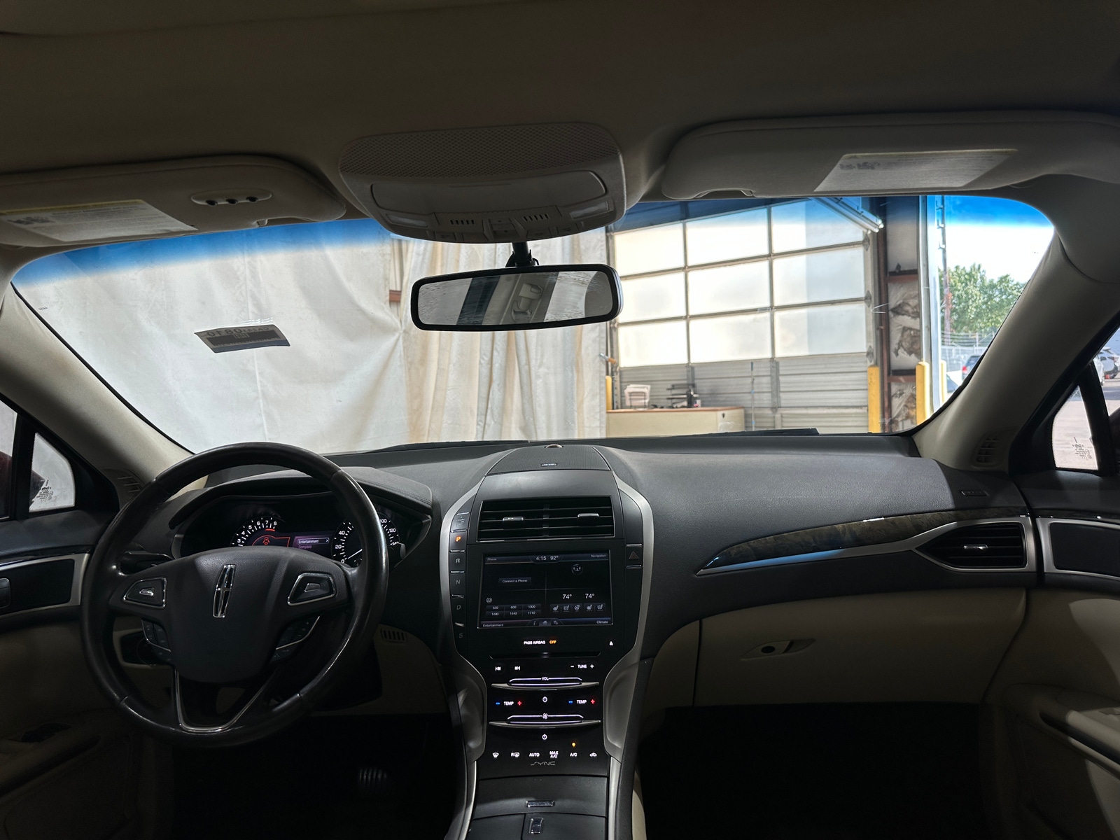 Thumbnail: 2015 Lincoln MKZ - 2