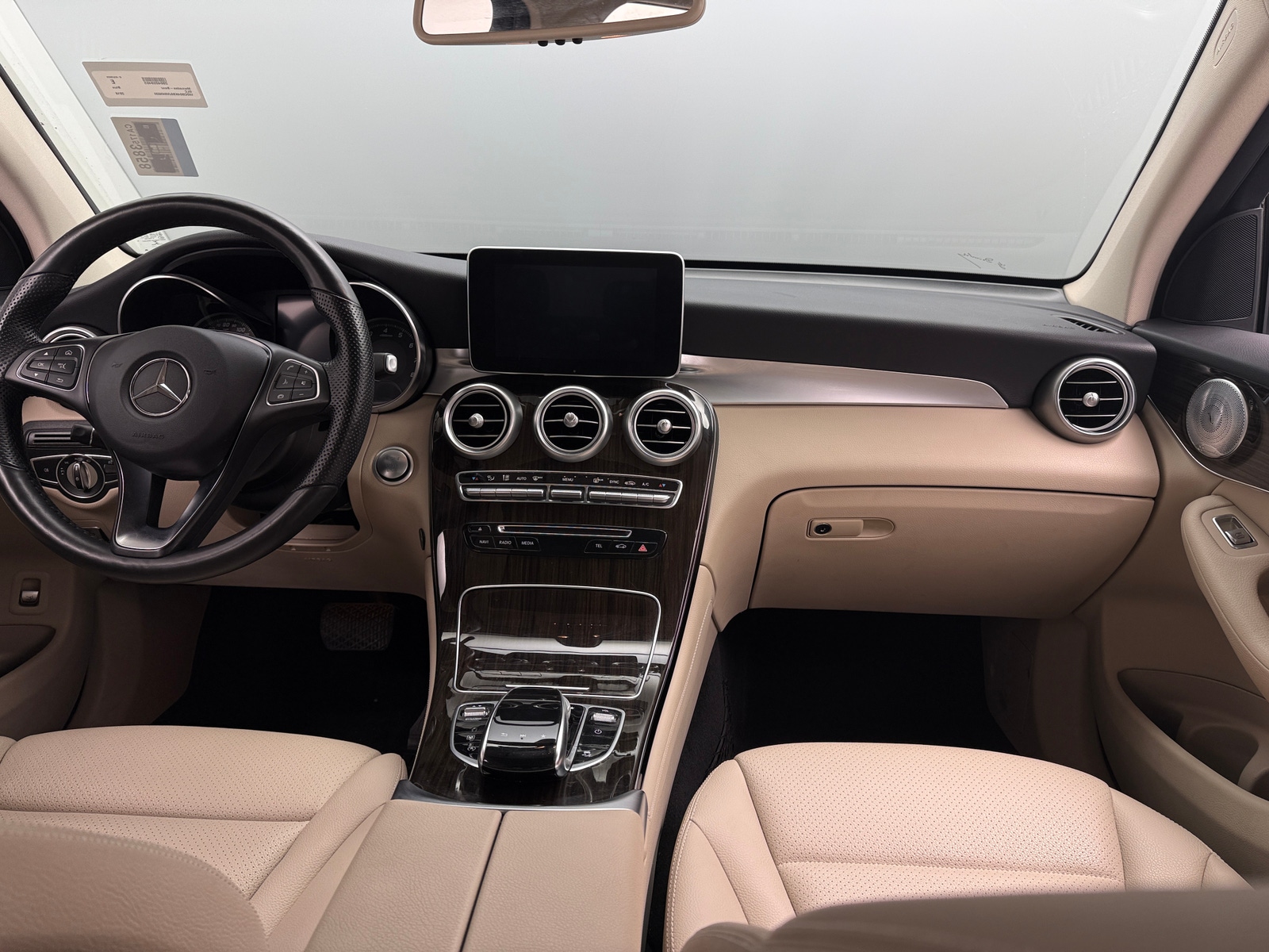 Thumbnail: 2018 Mercedes-Benz GLC - 3