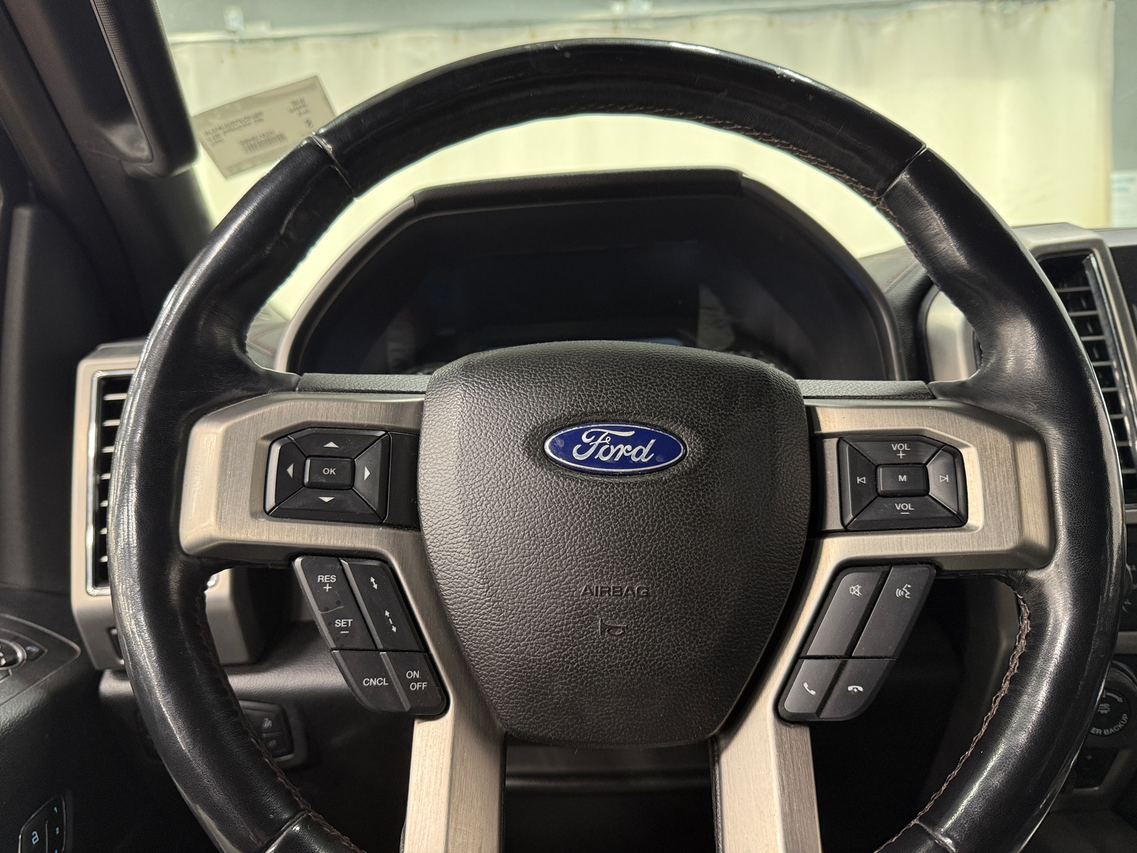 Thumbnail: 2018 Ford Econoline - 4