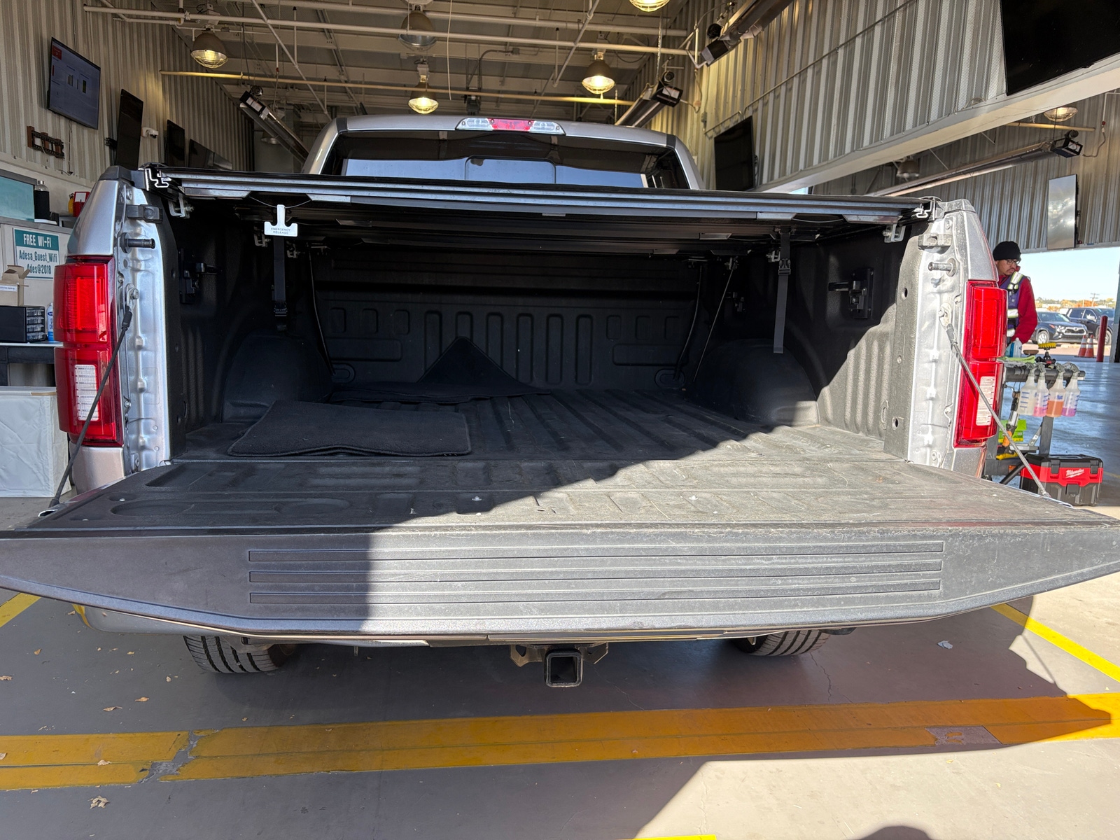 Thumbnail: 2020 Ford Econoline - 6