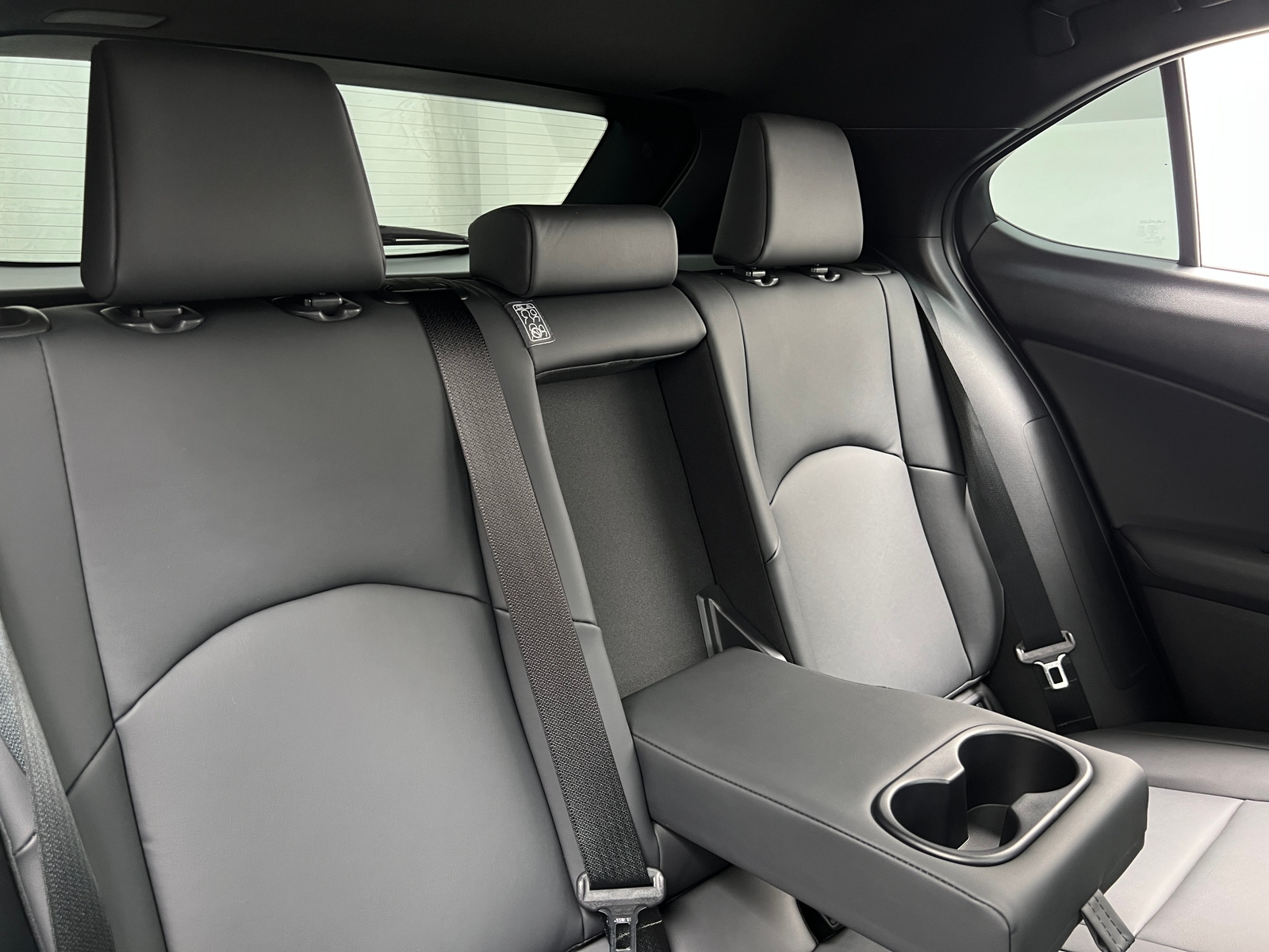 Thumbnail: 2024 Lexus UX - 5