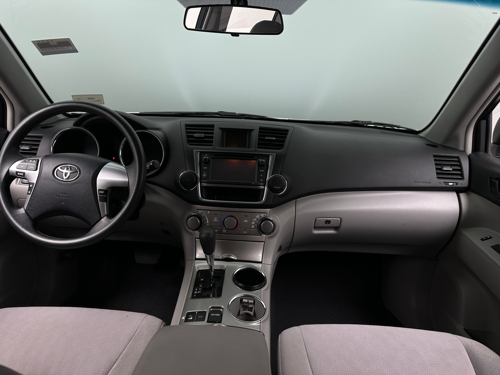 Thumbnail: 2013 Toyota Highlander - 3