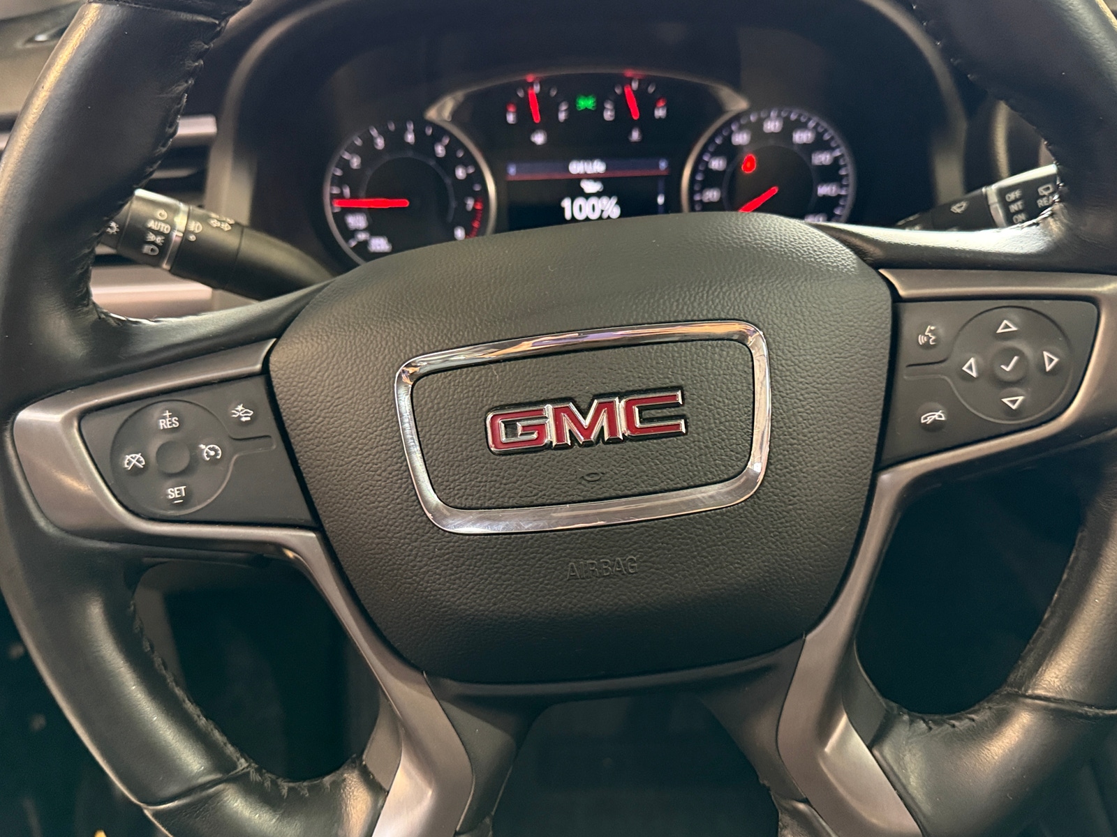 Thumbnail: 2022 GMC Acadia - 4