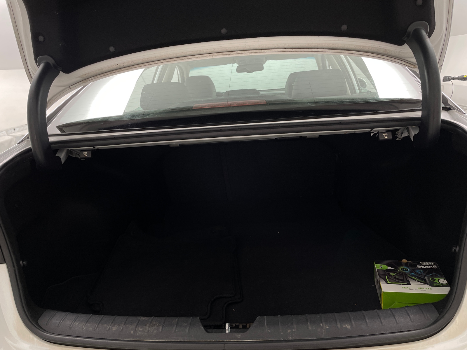 Thumbnail: 2016 Kia Optima - 6