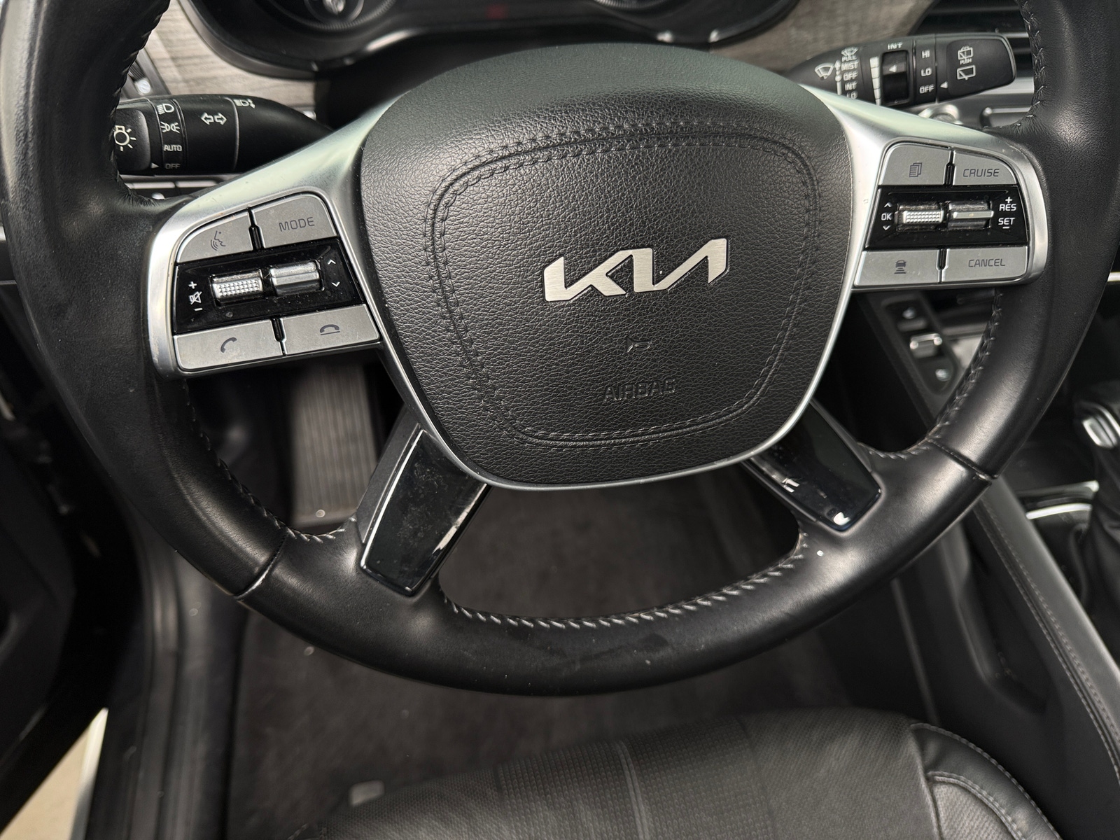 Thumbnail: 2022 Kia Telluride - 4