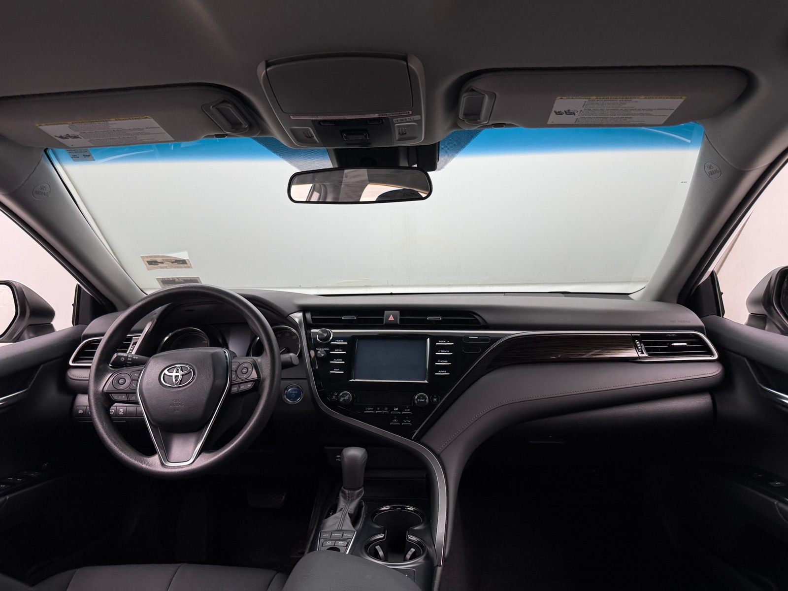 Thumbnail: 2019 Toyota Camry - 3