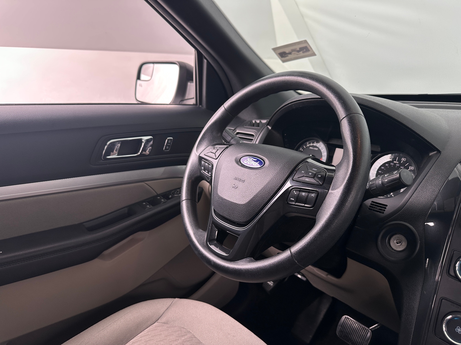 Thumbnail: 2018 Ford Explorer - 5