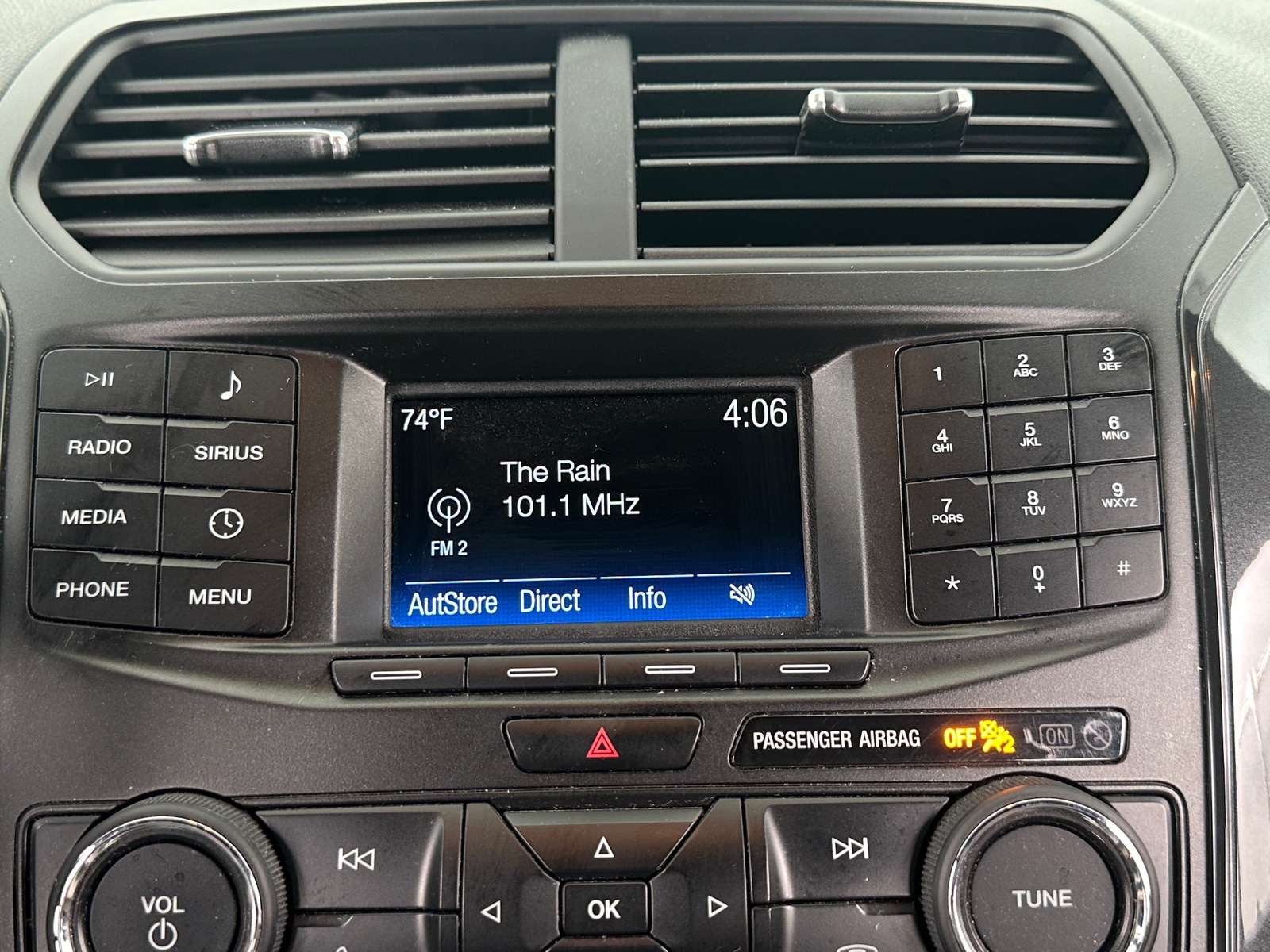 Thumbnail: 2018 Ford Explorer - 4