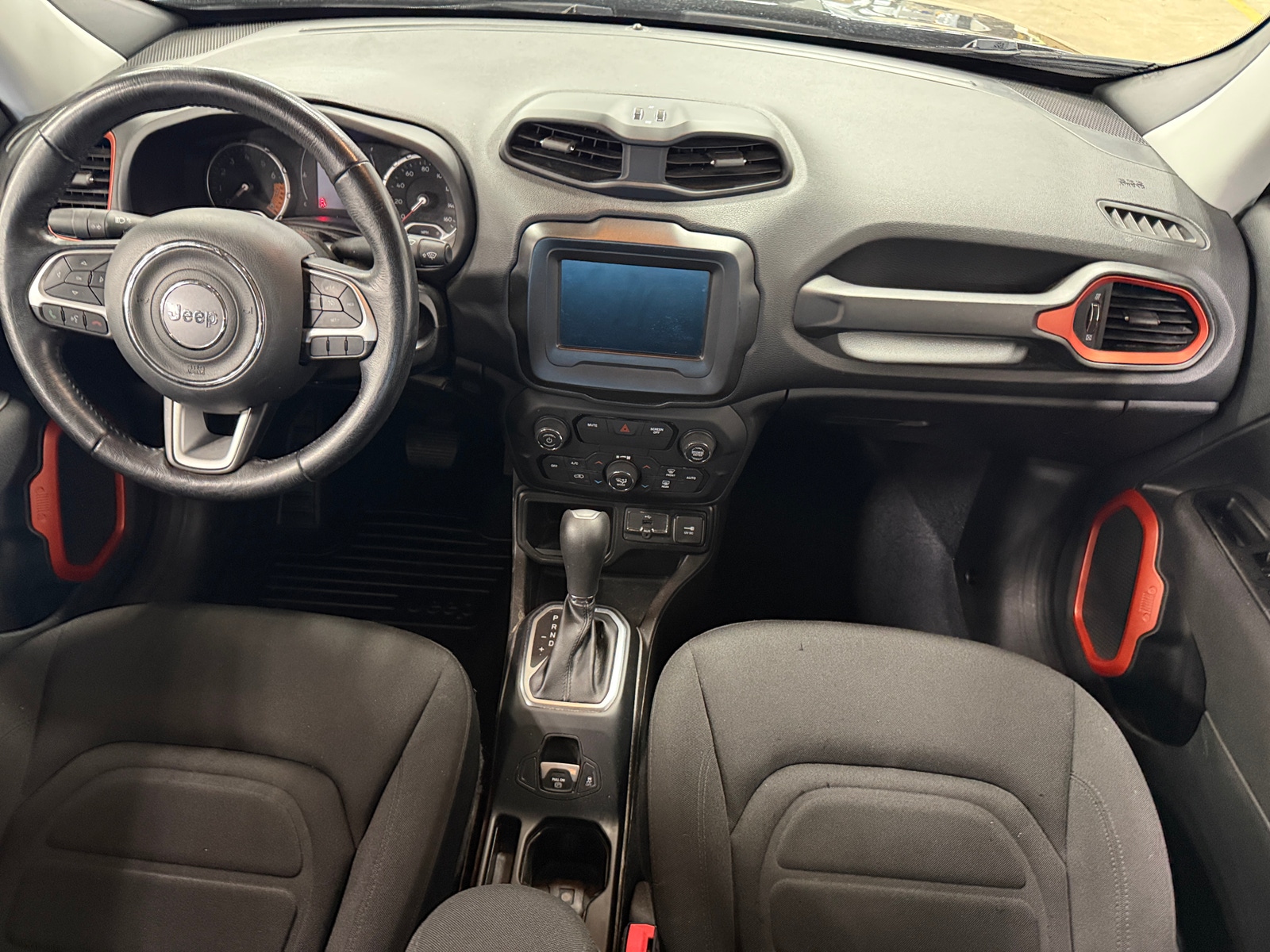 Thumbnail: 2020 Jeep Renegade - 3