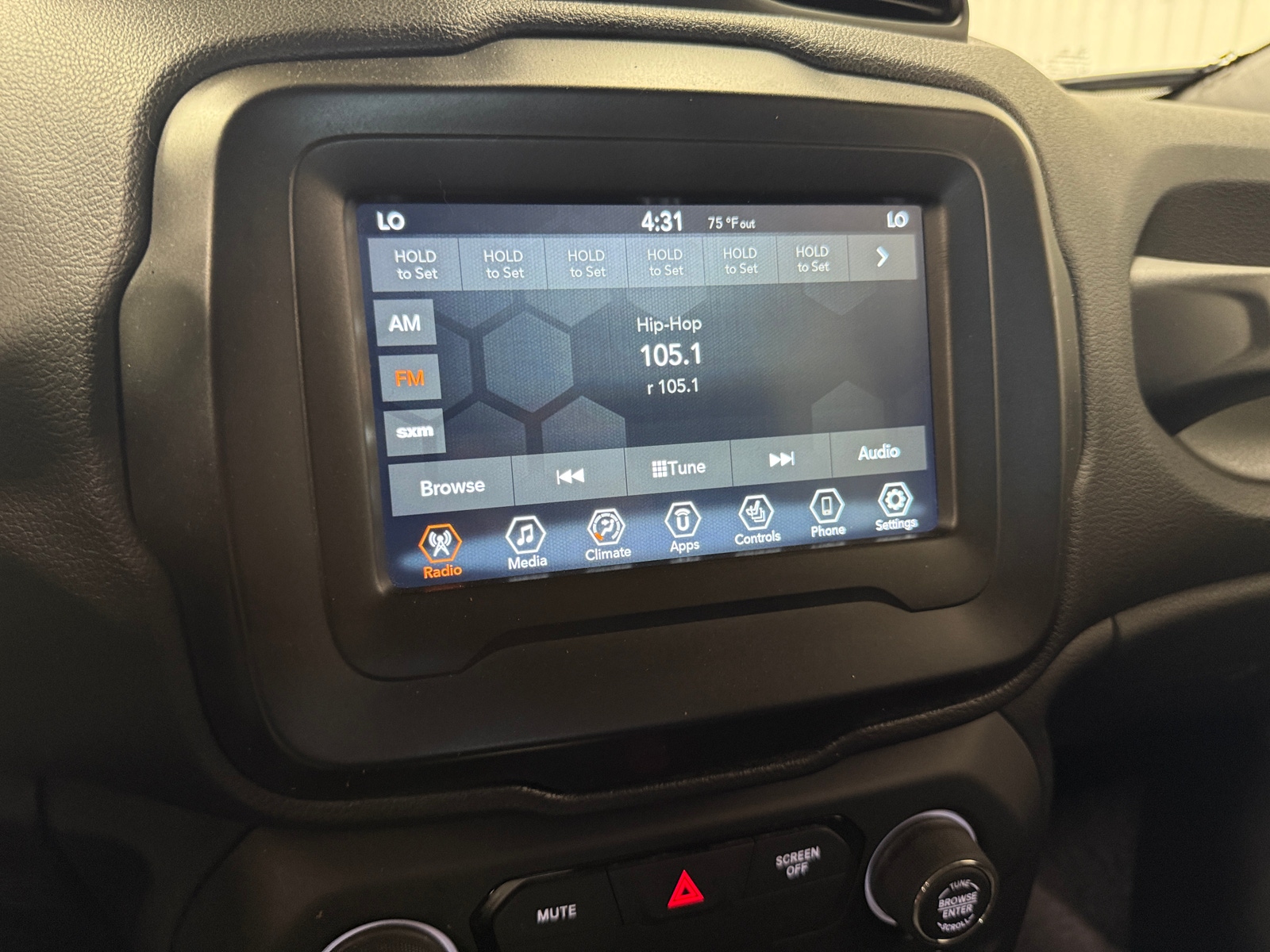 Thumbnail: 2020 Jeep Renegade - 4