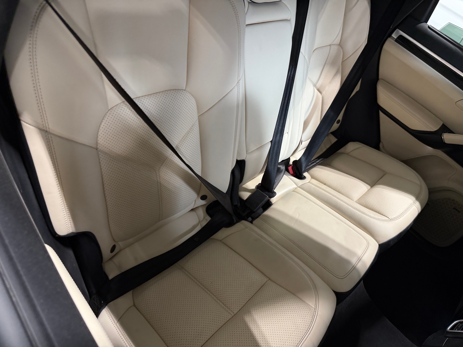 Thumbnail: 2016 Porsche Cayenne - 5