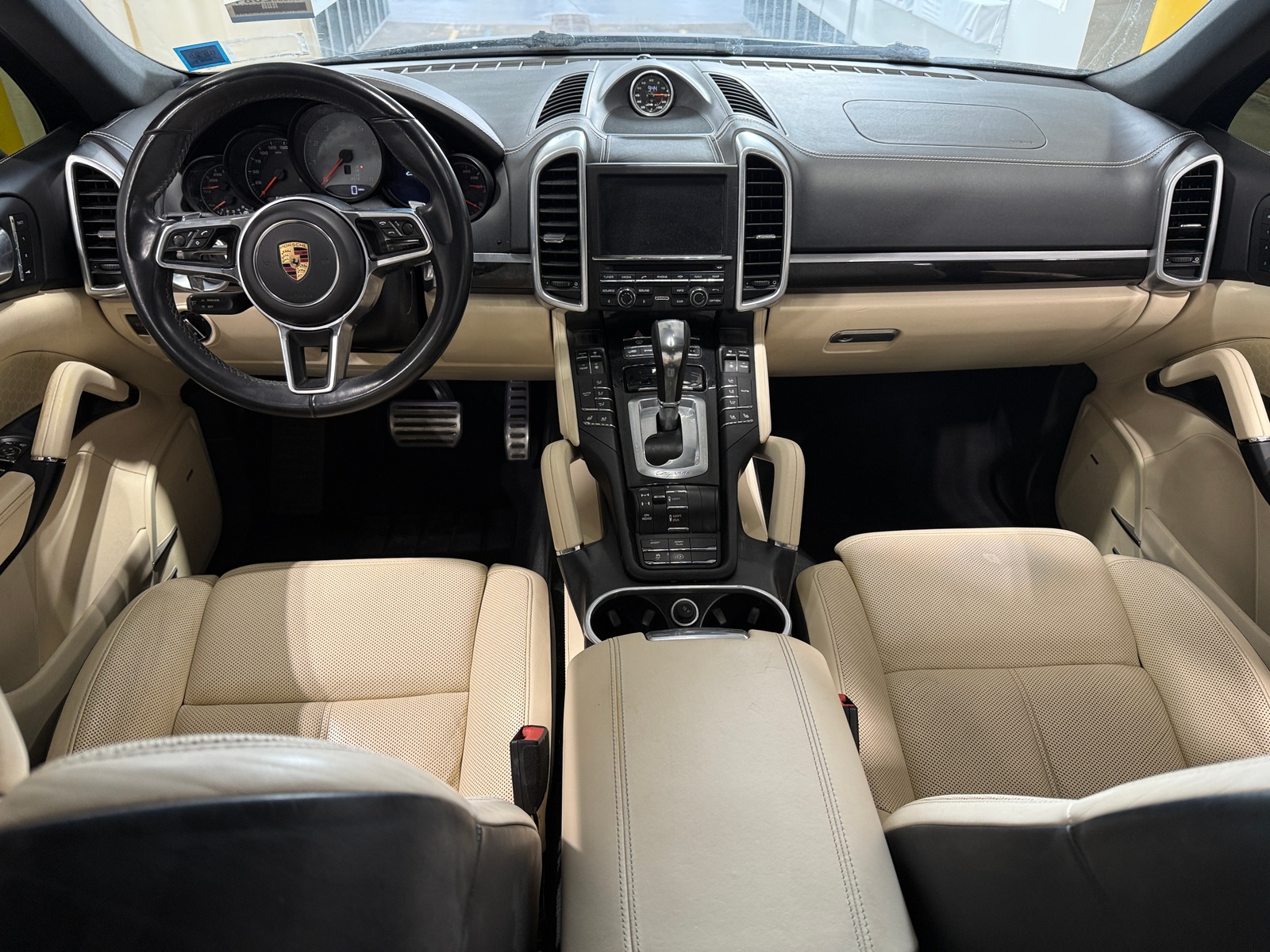 Thumbnail: 2016 Porsche Cayenne - 2
