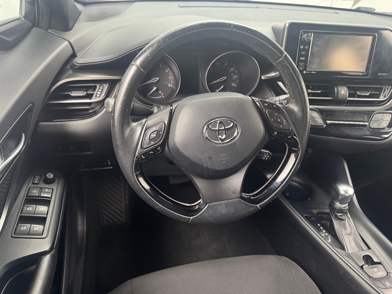 Thumbnail: 2018 Toyota C-HR - 5