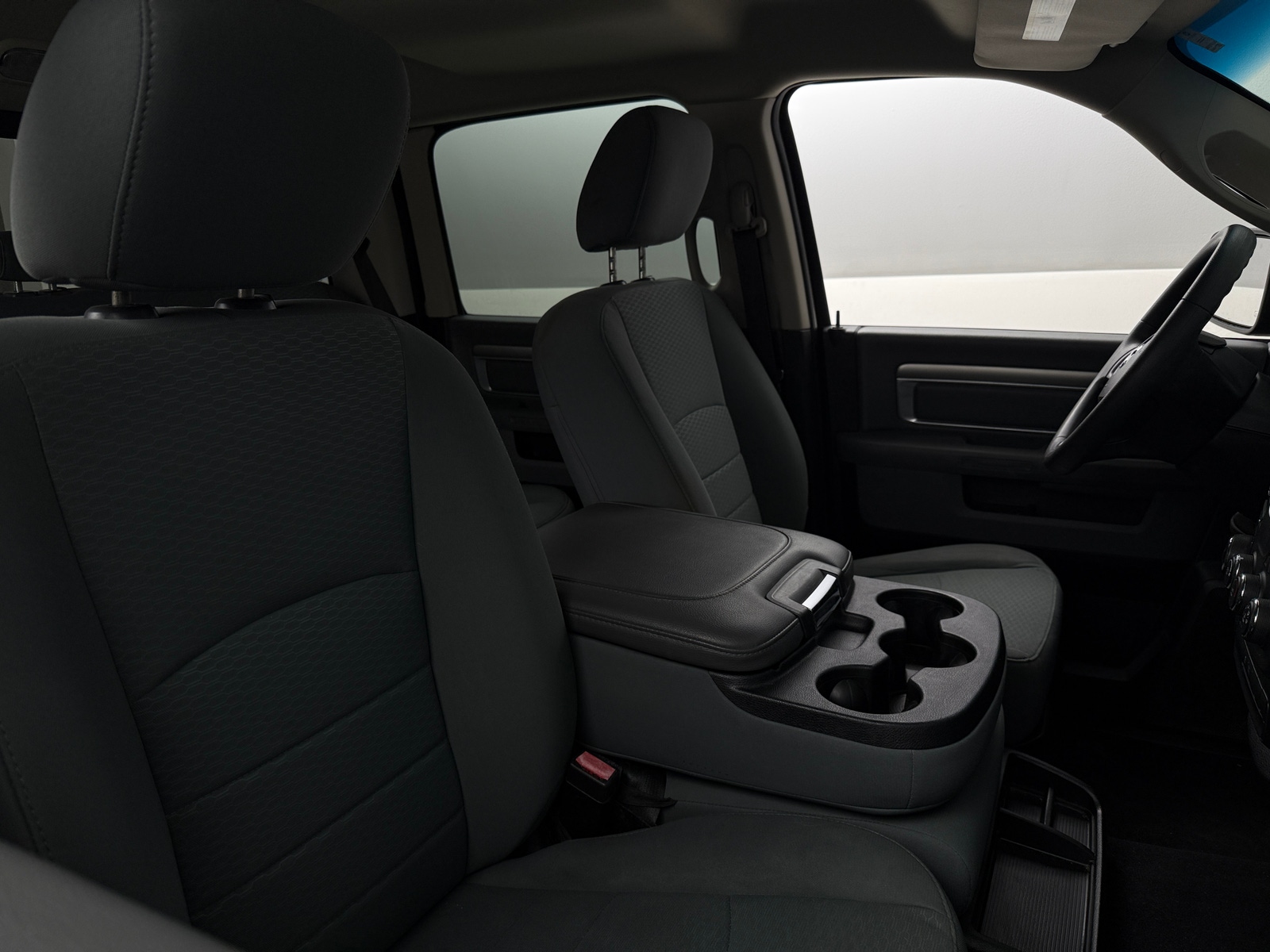 Thumbnail: 2019 RAM 1500 Classic - 2