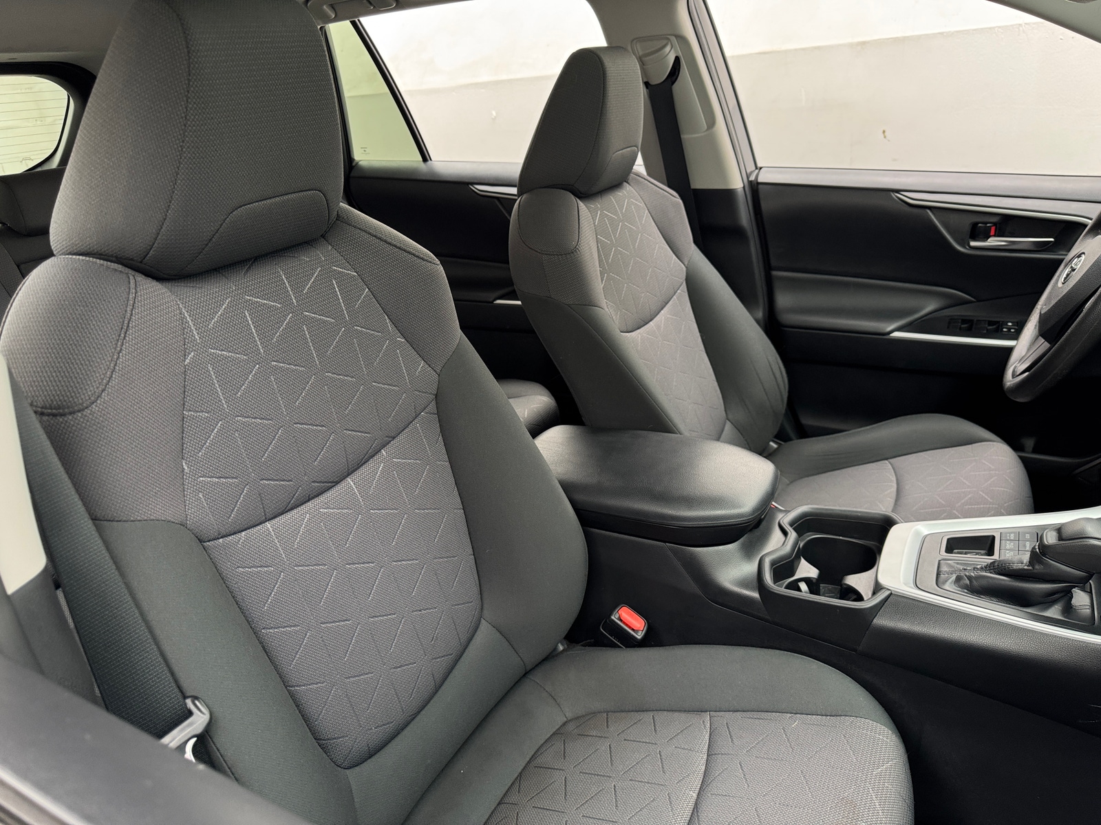 Thumbnail: 2019 Toyota RAV4 - 2