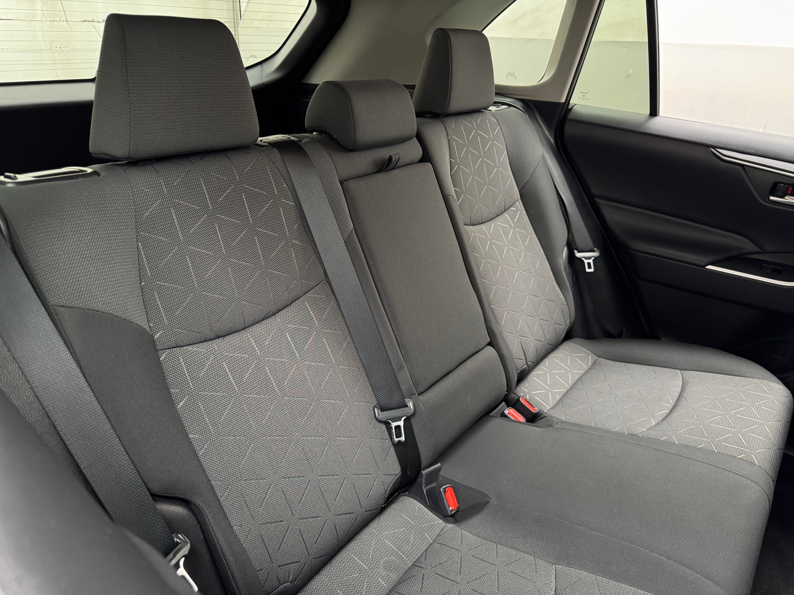 Thumbnail: 2019 Toyota RAV4 - 6