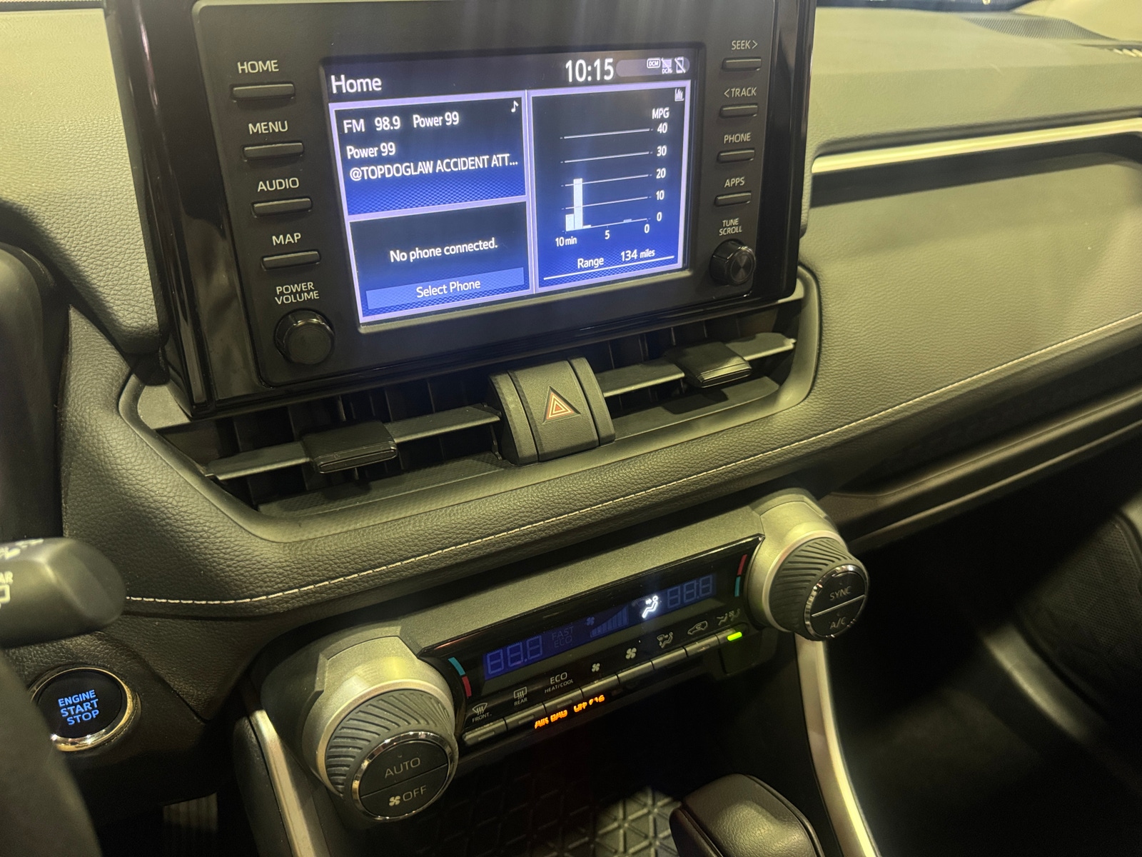 Thumbnail: 2019 Toyota RAV4 - 4