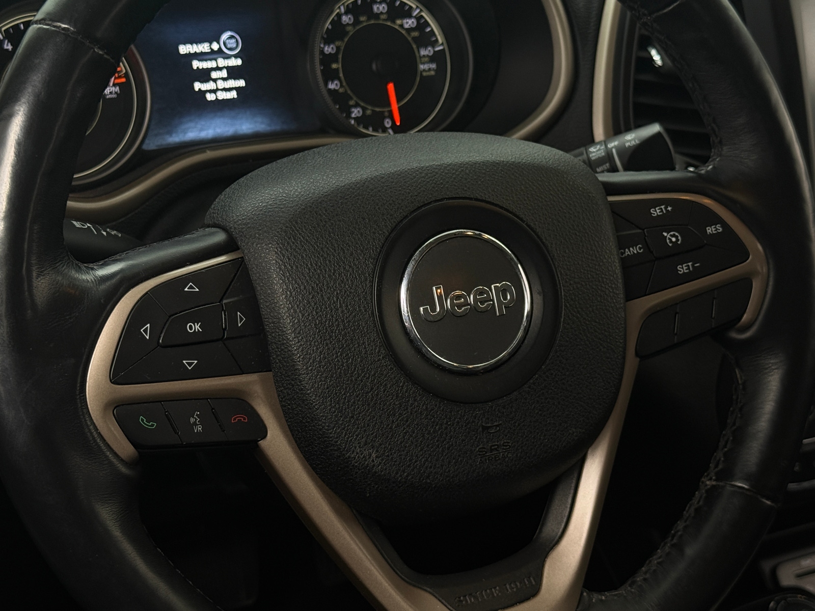 Thumbnail: 2017 Jeep Cherokee - 4
