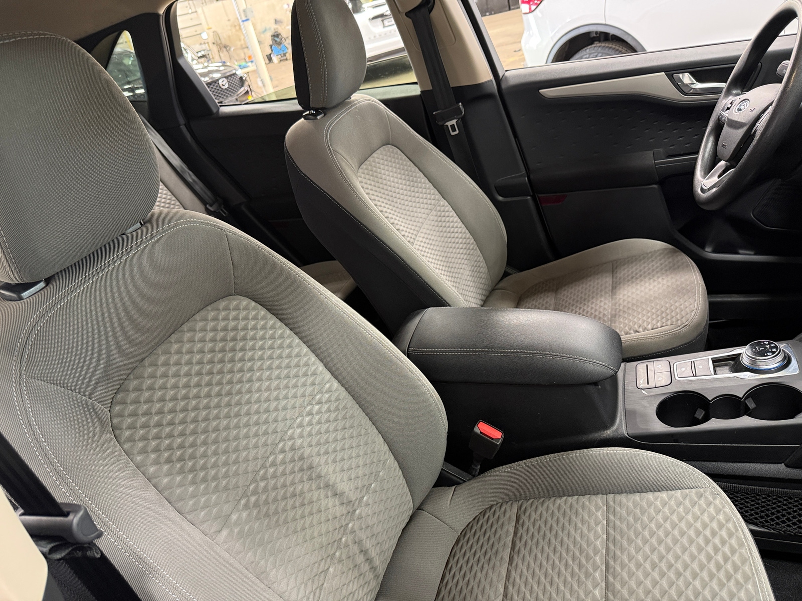 Thumbnail: 2020 Ford Escape - 2