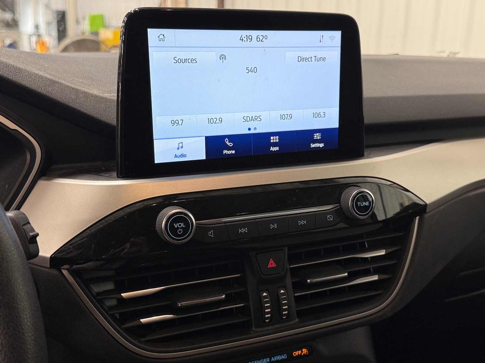 Thumbnail: 2020 Ford Escape - 4