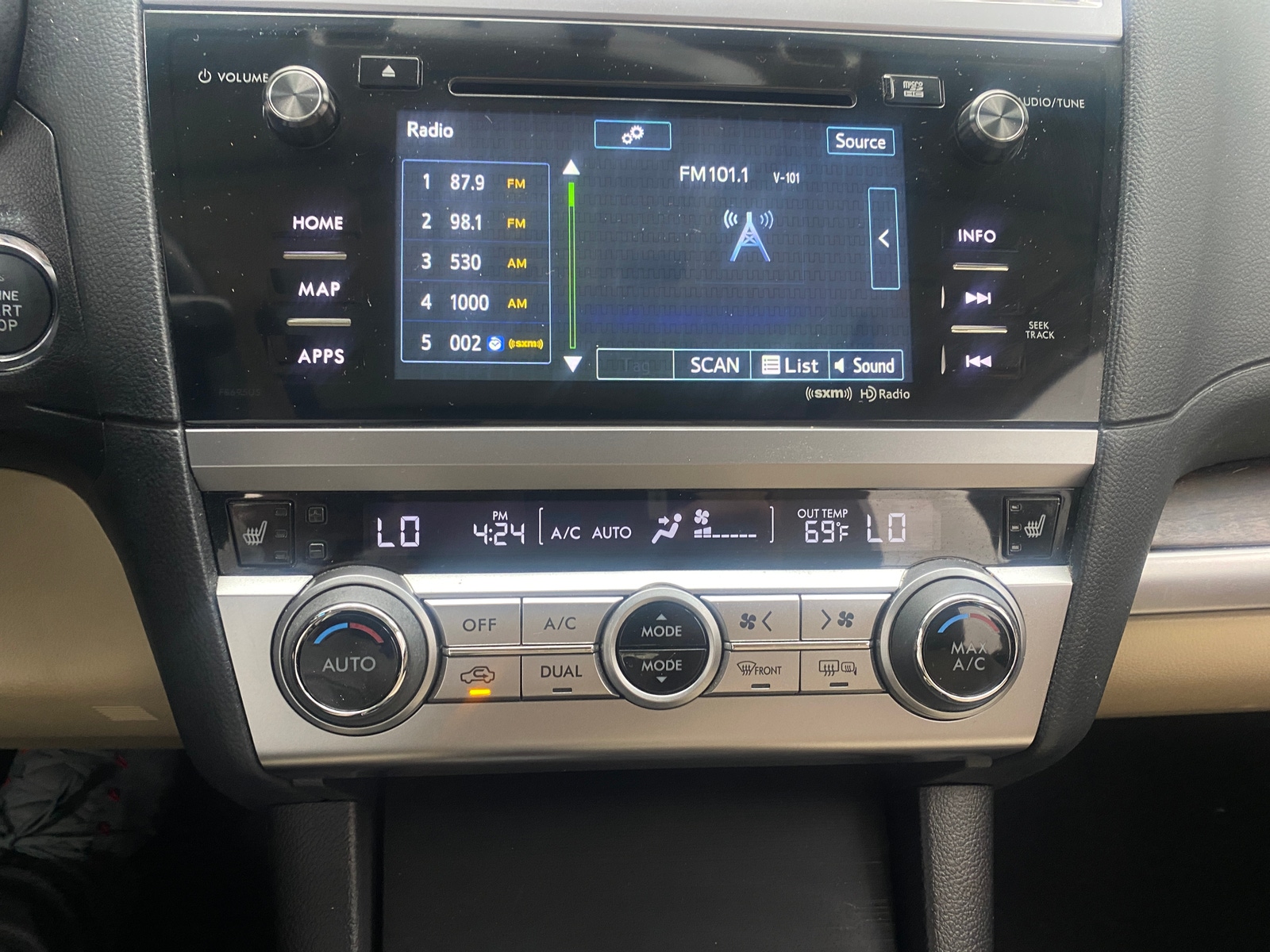 Thumbnail: 2016 Subaru Outback - 3