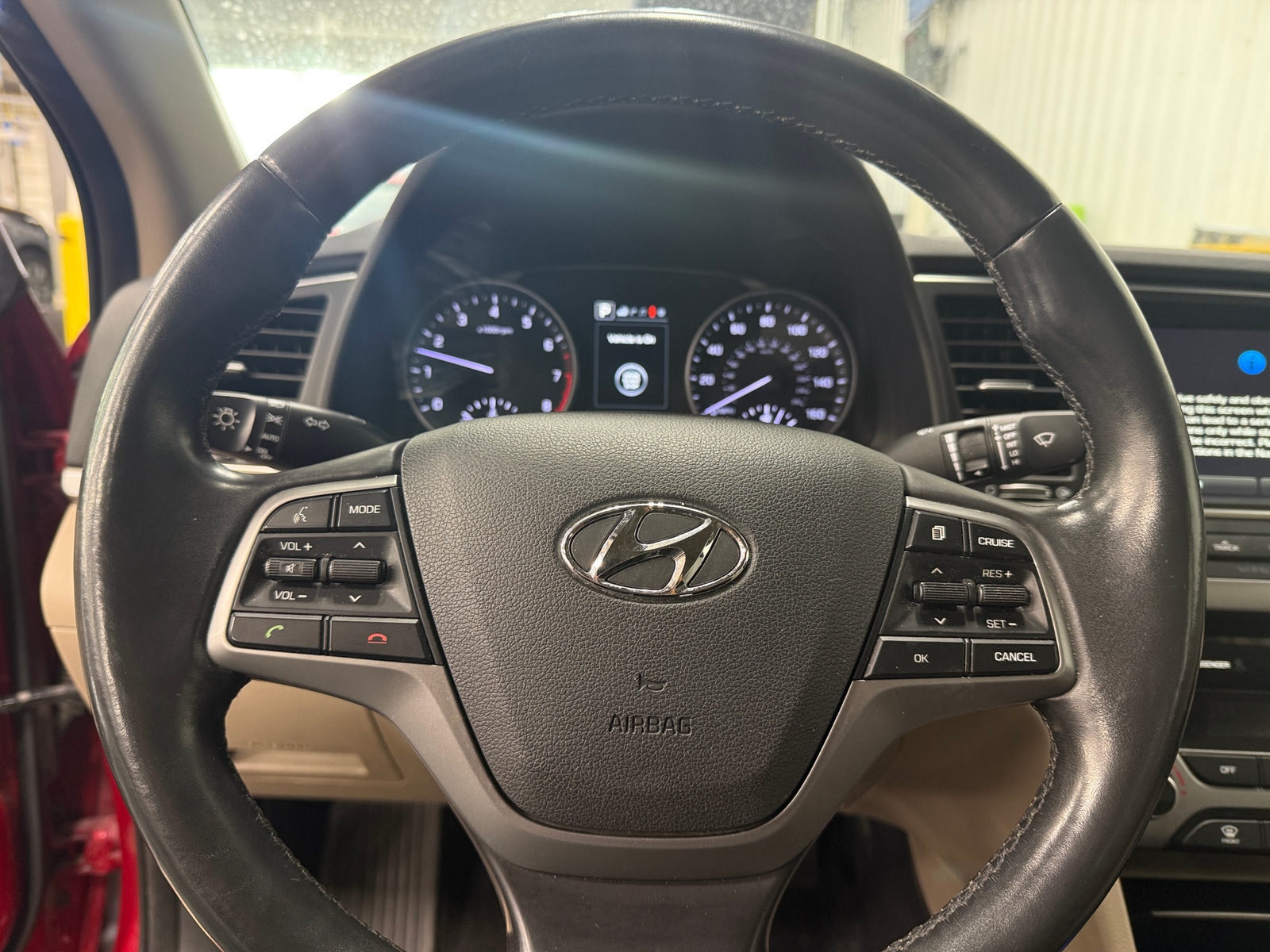 Thumbnail: 2017 Hyundai Elantra - 4
