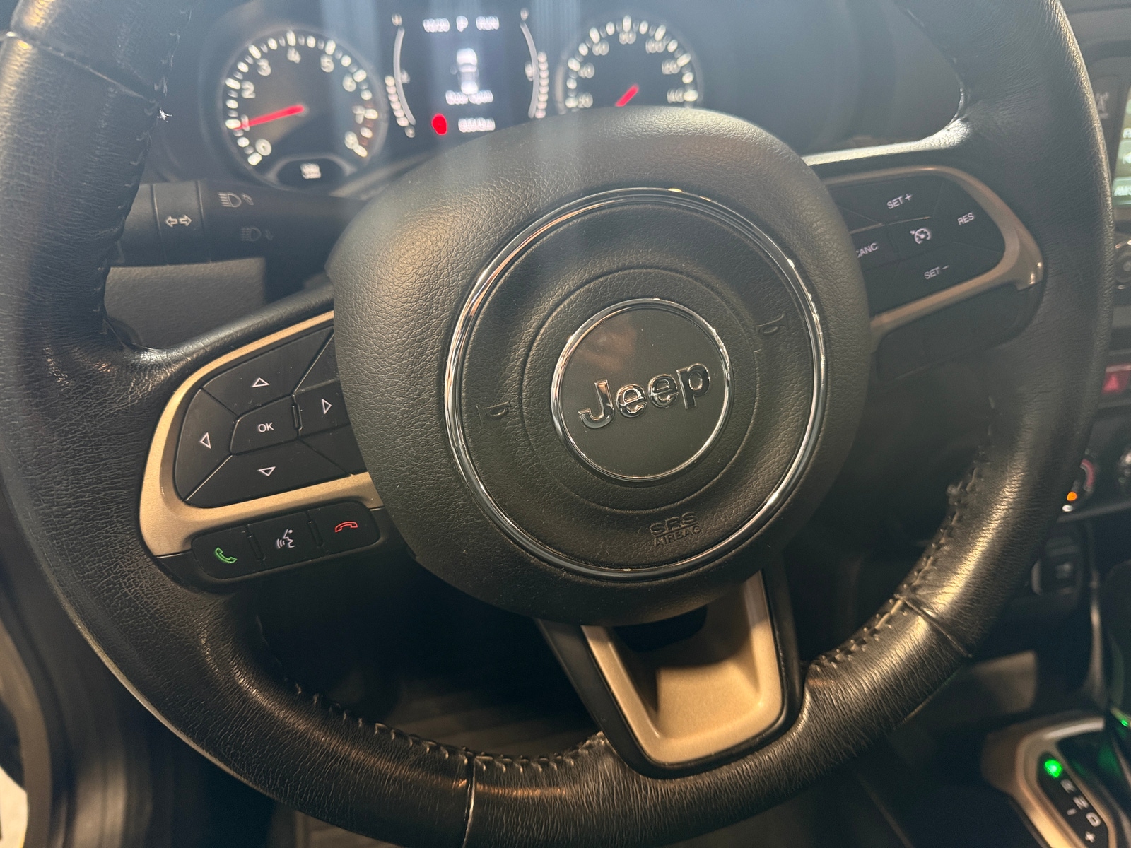 Thumbnail: 2016 Jeep Renegade - 5