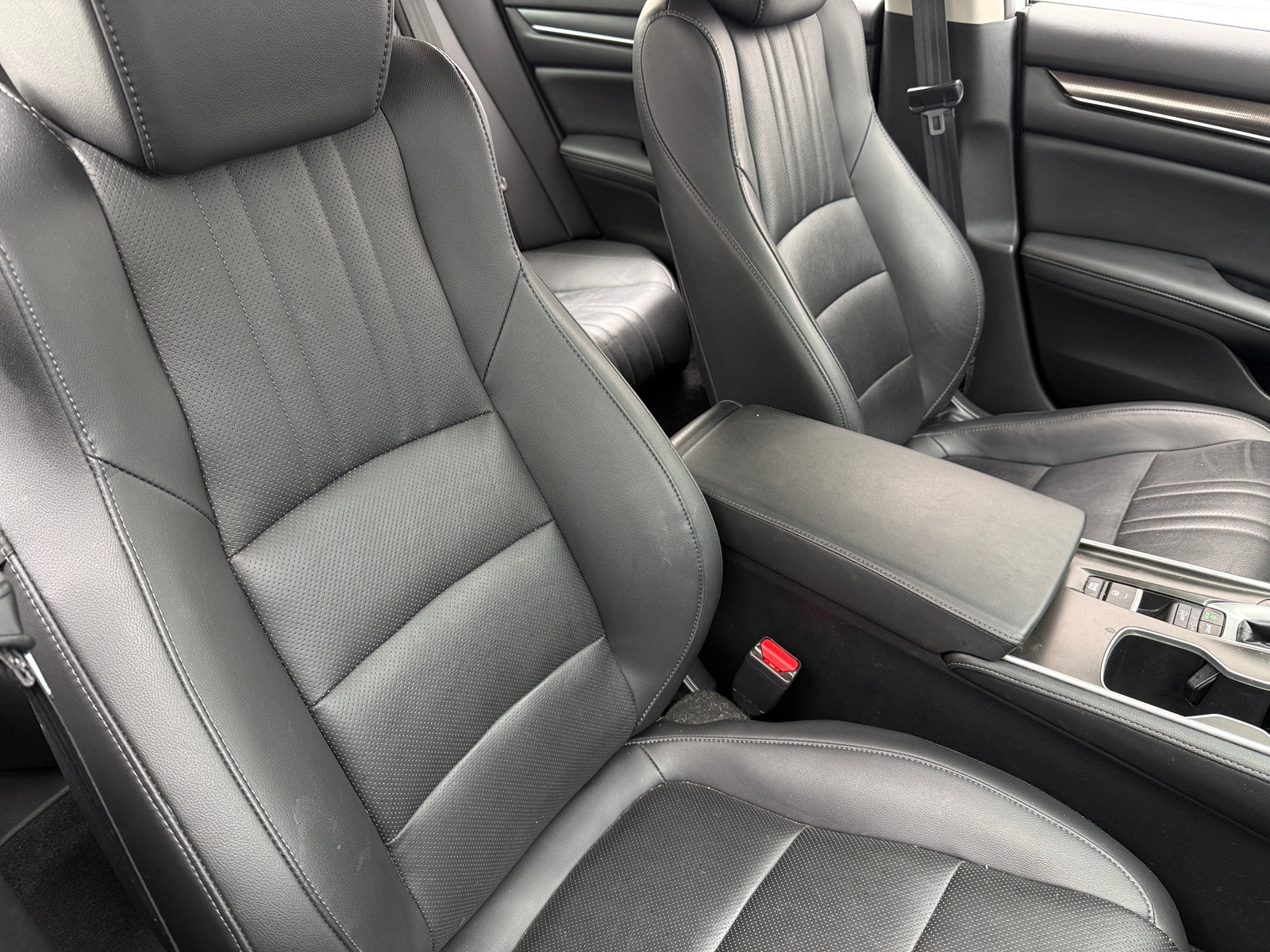 Thumbnail: 2022 Honda Accord - 2