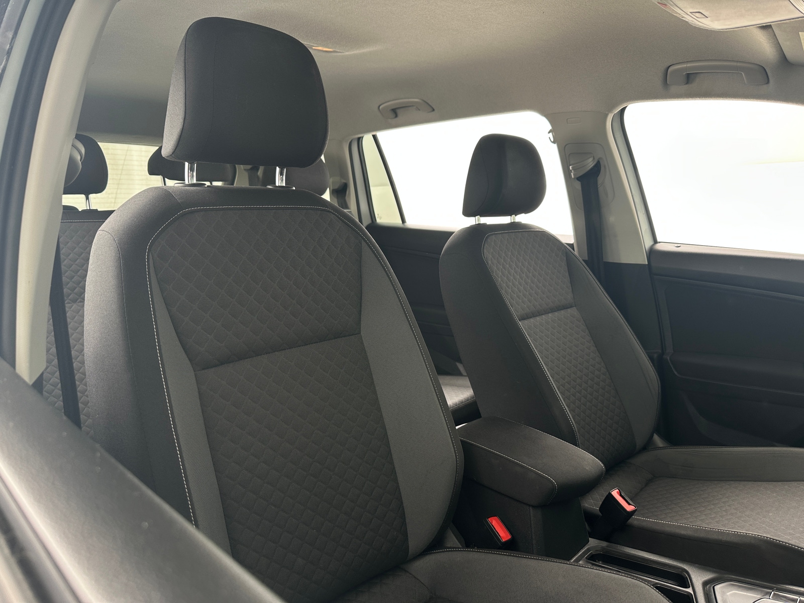 Thumbnail: 2021 Volkswagen Tiguan - 2